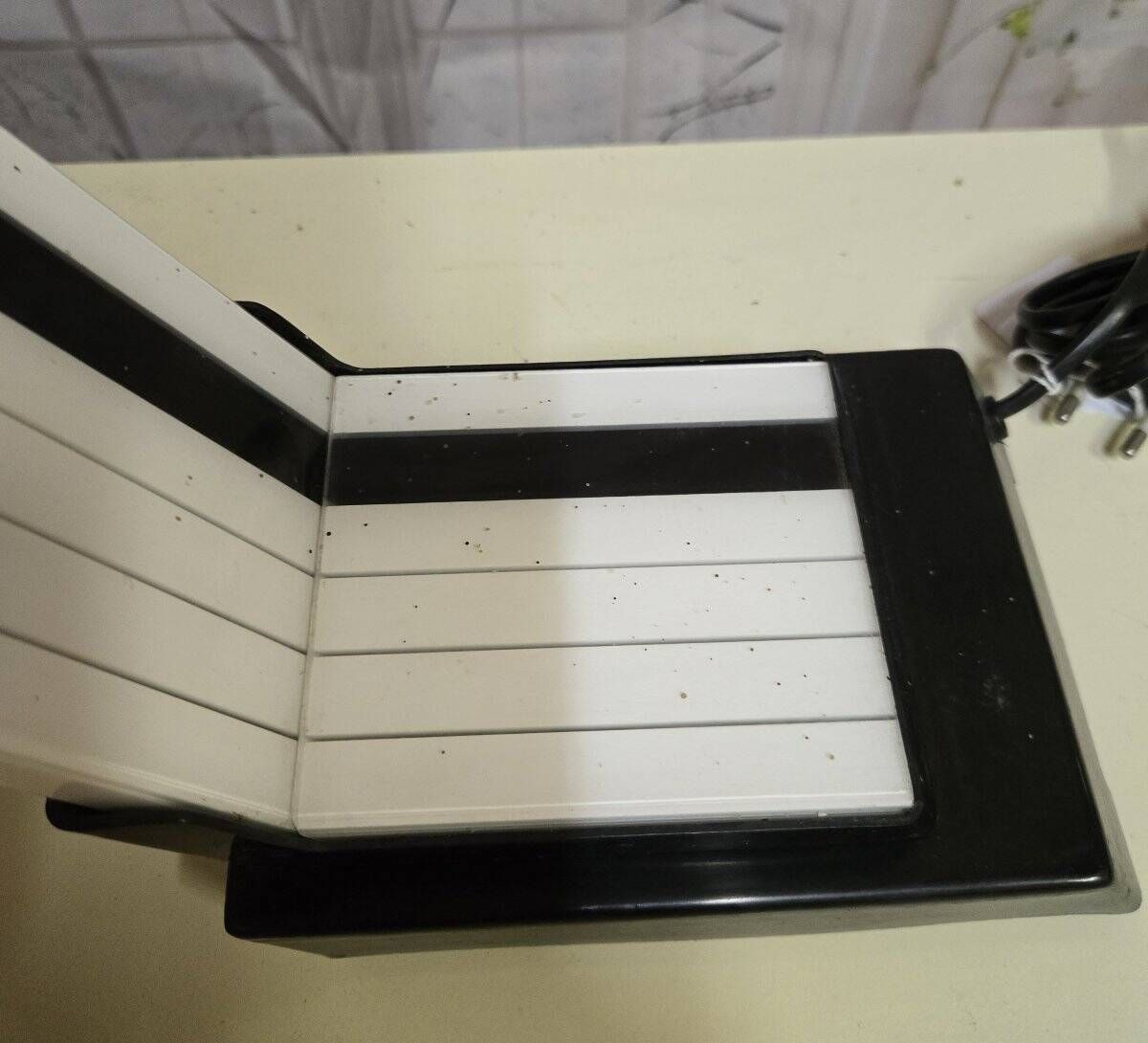 1980s design halogen desk lamp by JD Aznar