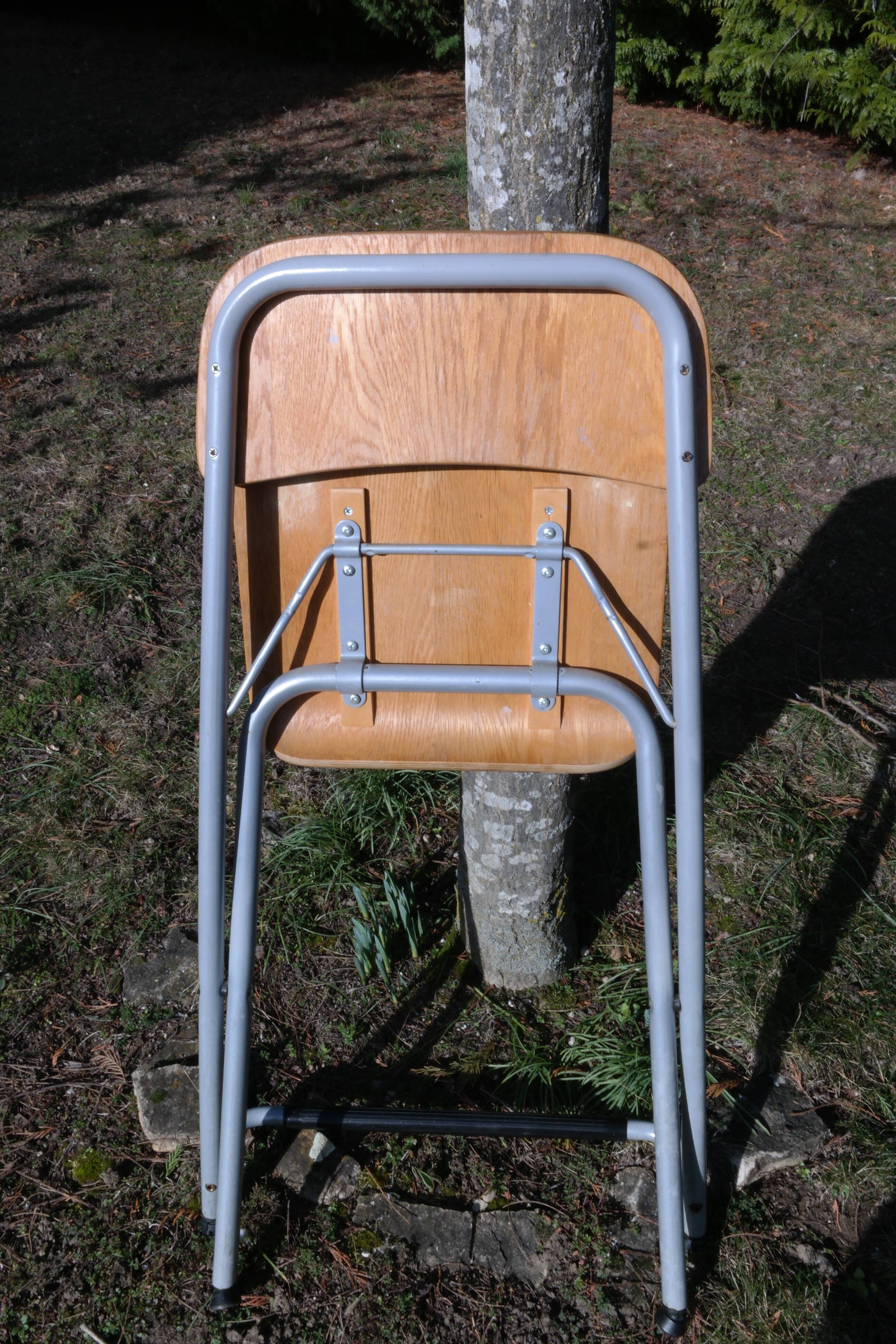 Vintage folding industrial workshop chair