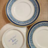 Petites assiettes bleues