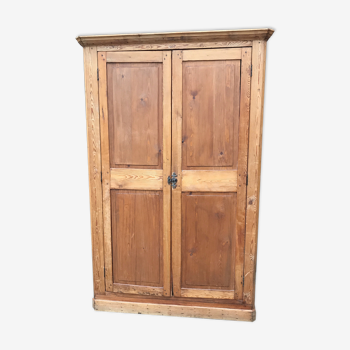 Wooden cabinet