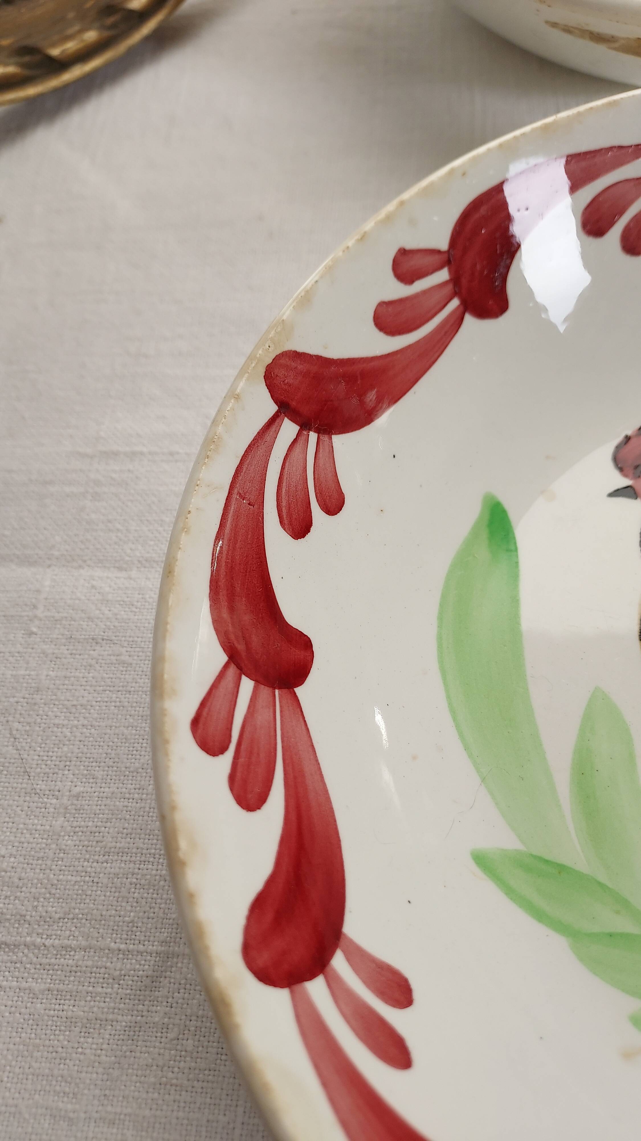 Ceramic plates signed Creil Montereau