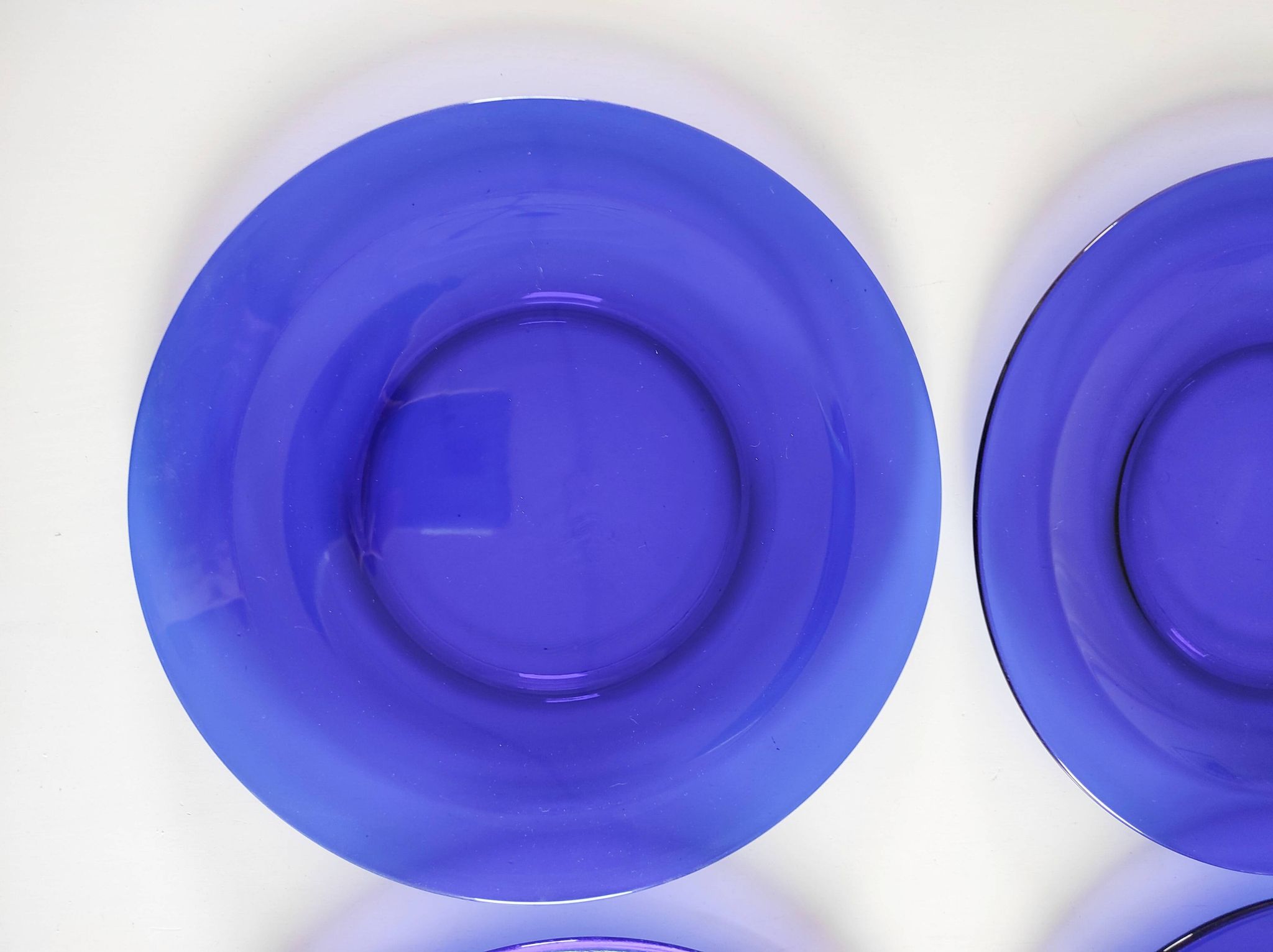 6 blue glass dishes