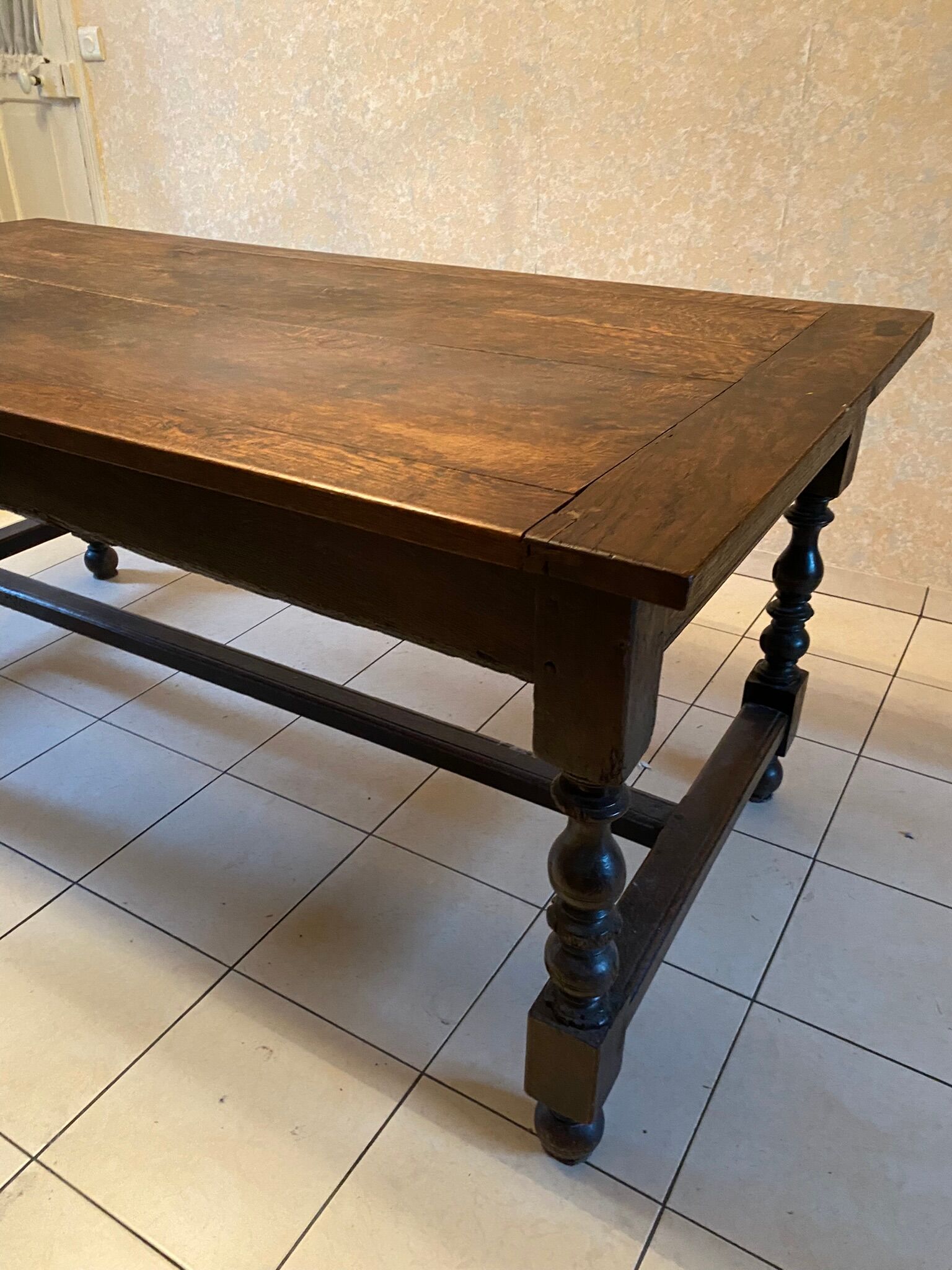 Table de ferme ancienne 19éme en chêne massif avec grand tiroir bois tourné