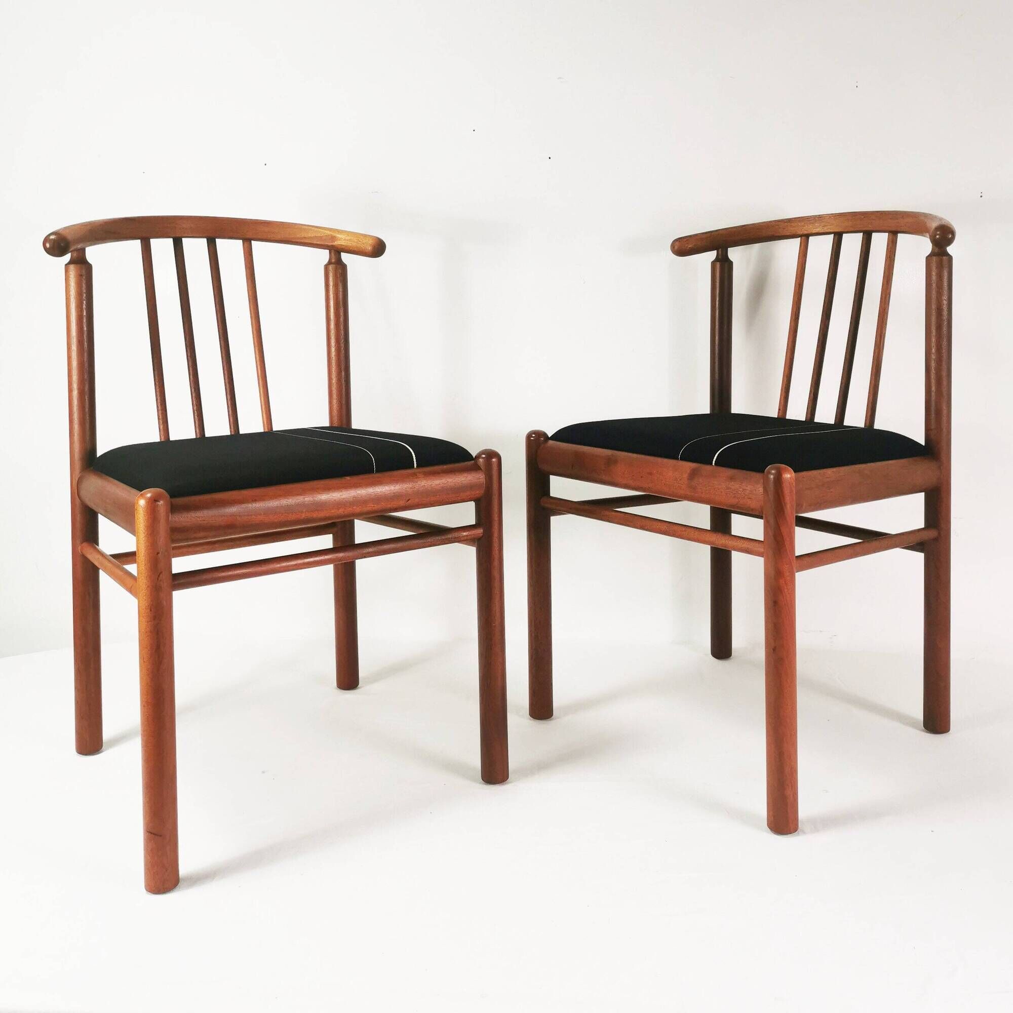 Ensemble de 6 chaises en teck, style Mid-Century, Danemark, années 1970.