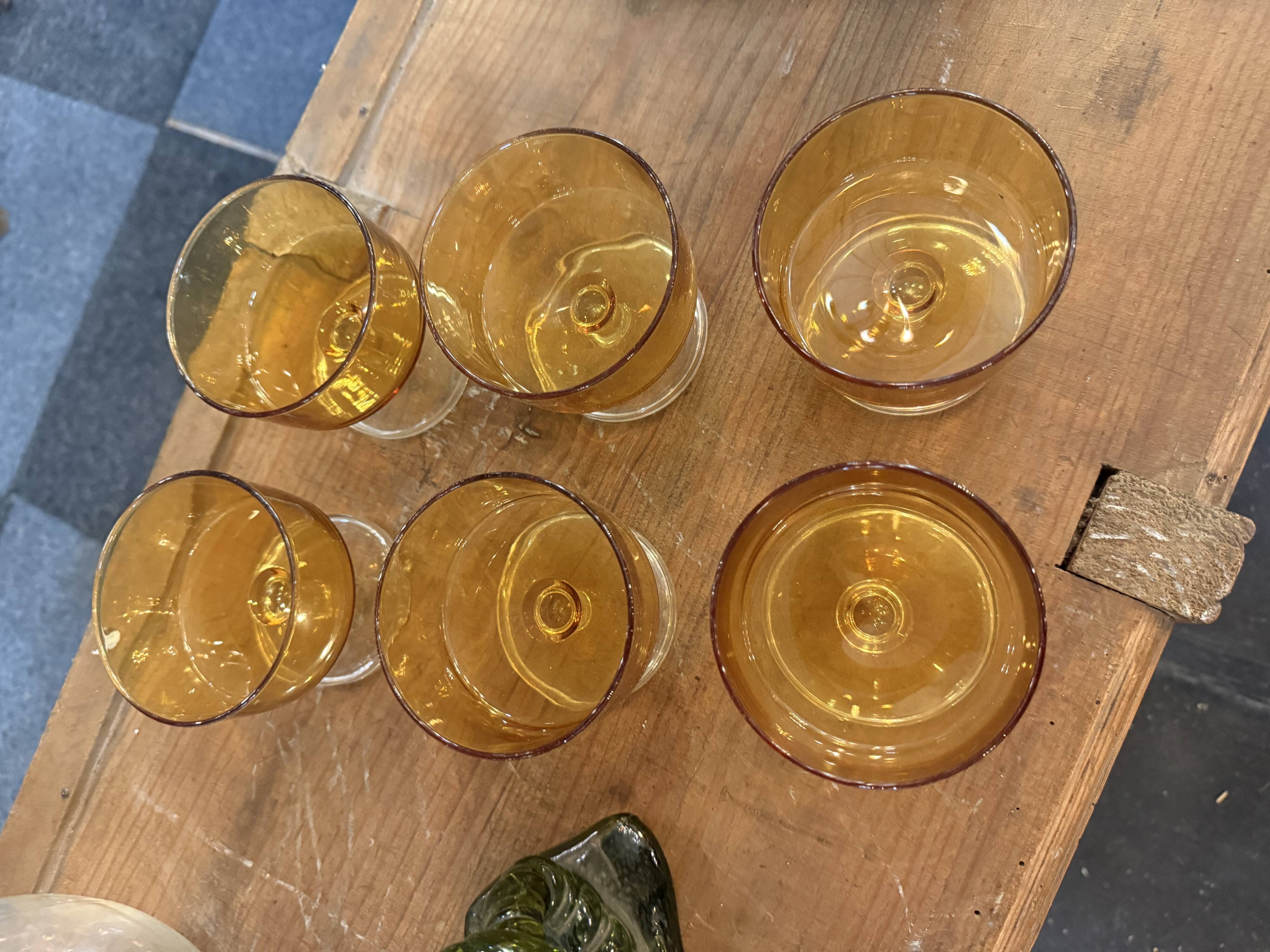 Set of 6 vintage amber ice cream/champagne glasses - 1970s