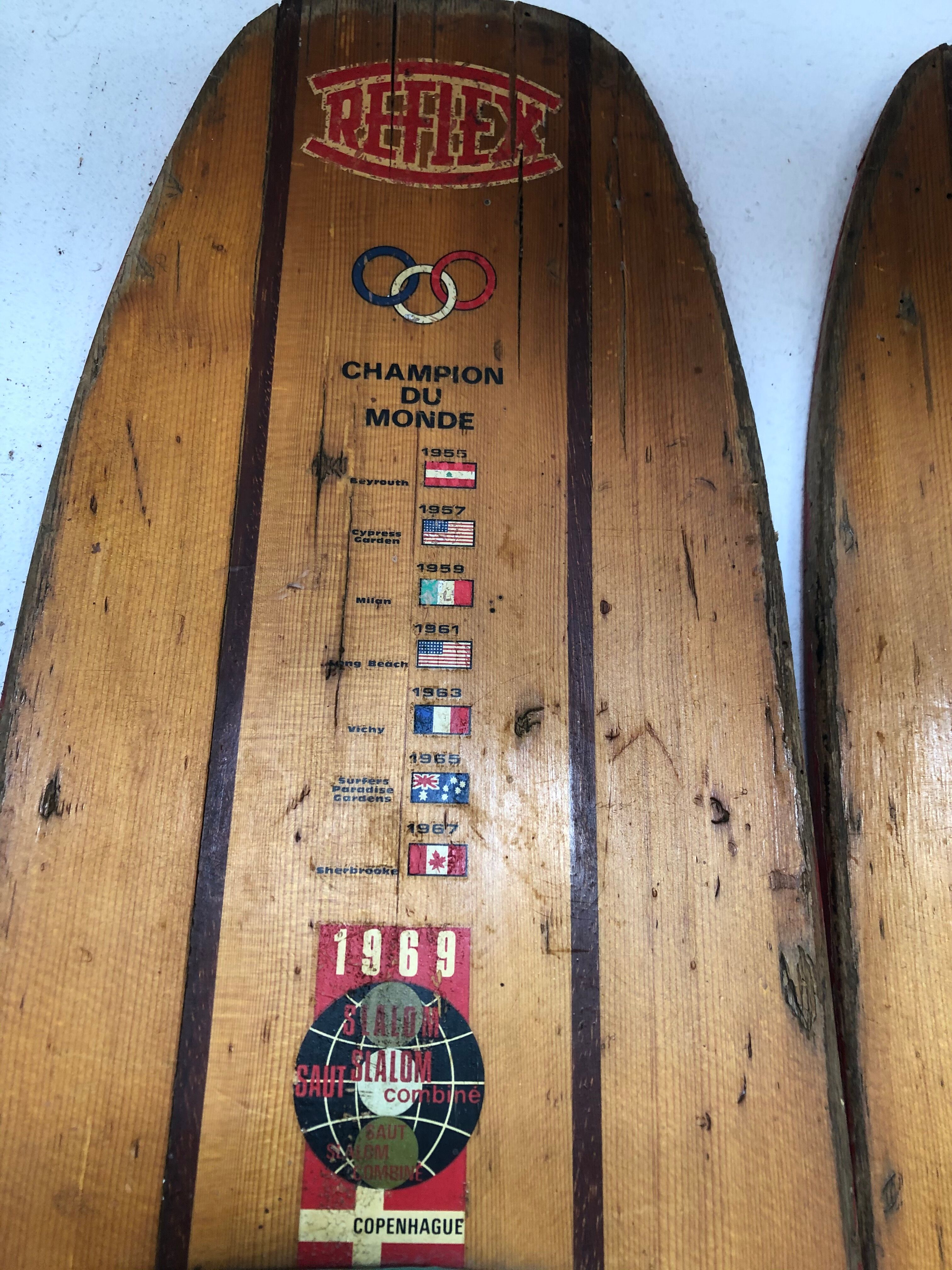Paire de ski nautique en bois reflex vintage 1969