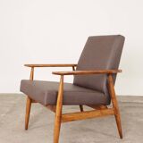 Fauteuil lounge scandinave en cuir végétal taupe foncé, design classique, couleur noyer