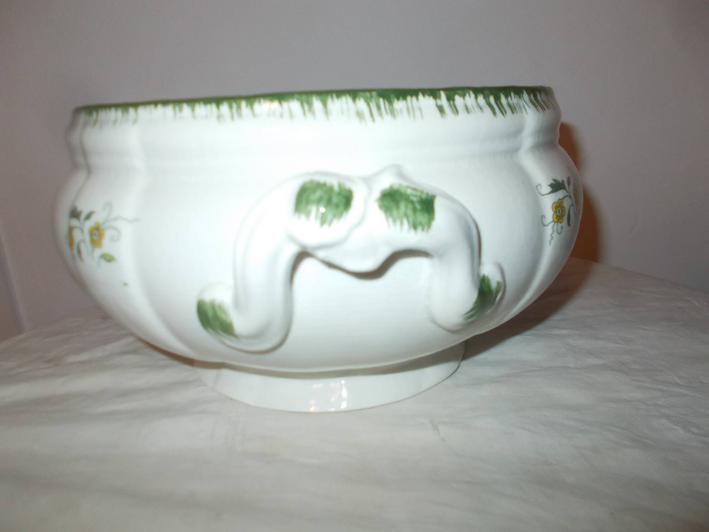 Sarreguemines soup tureen