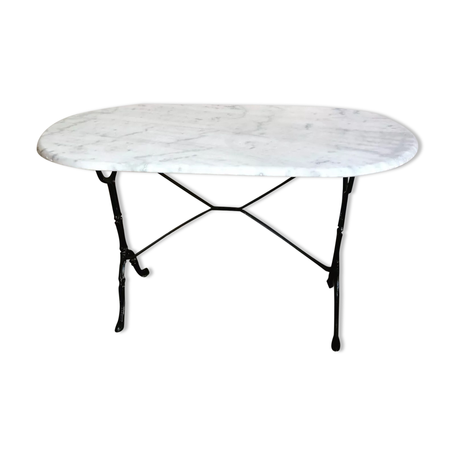 Oval bistro table