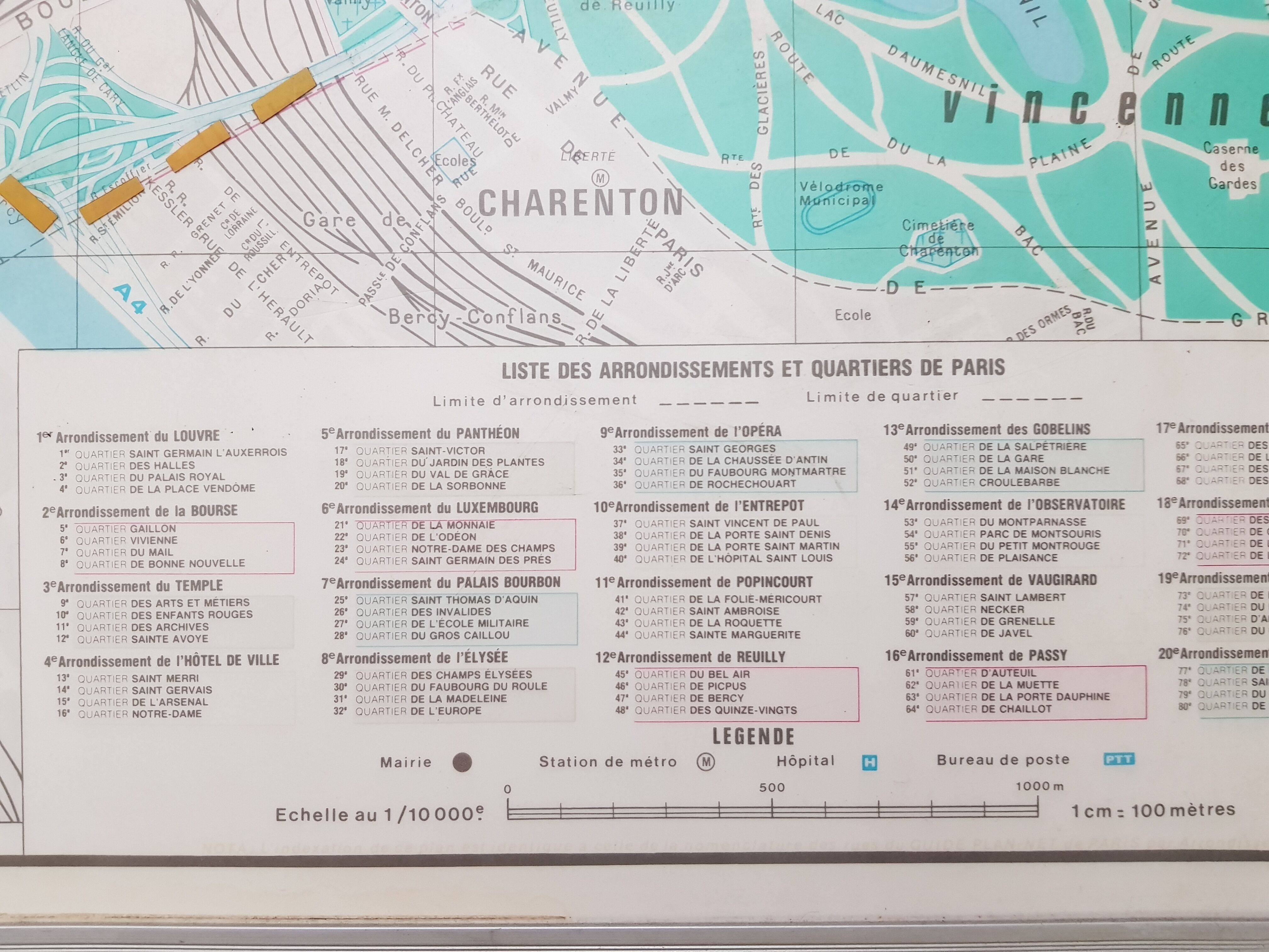 Map of Paris XXL, boroughs and neighborhoods 80 - 142x104cm