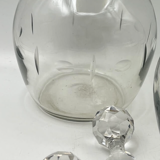 Carafes en verre gravé