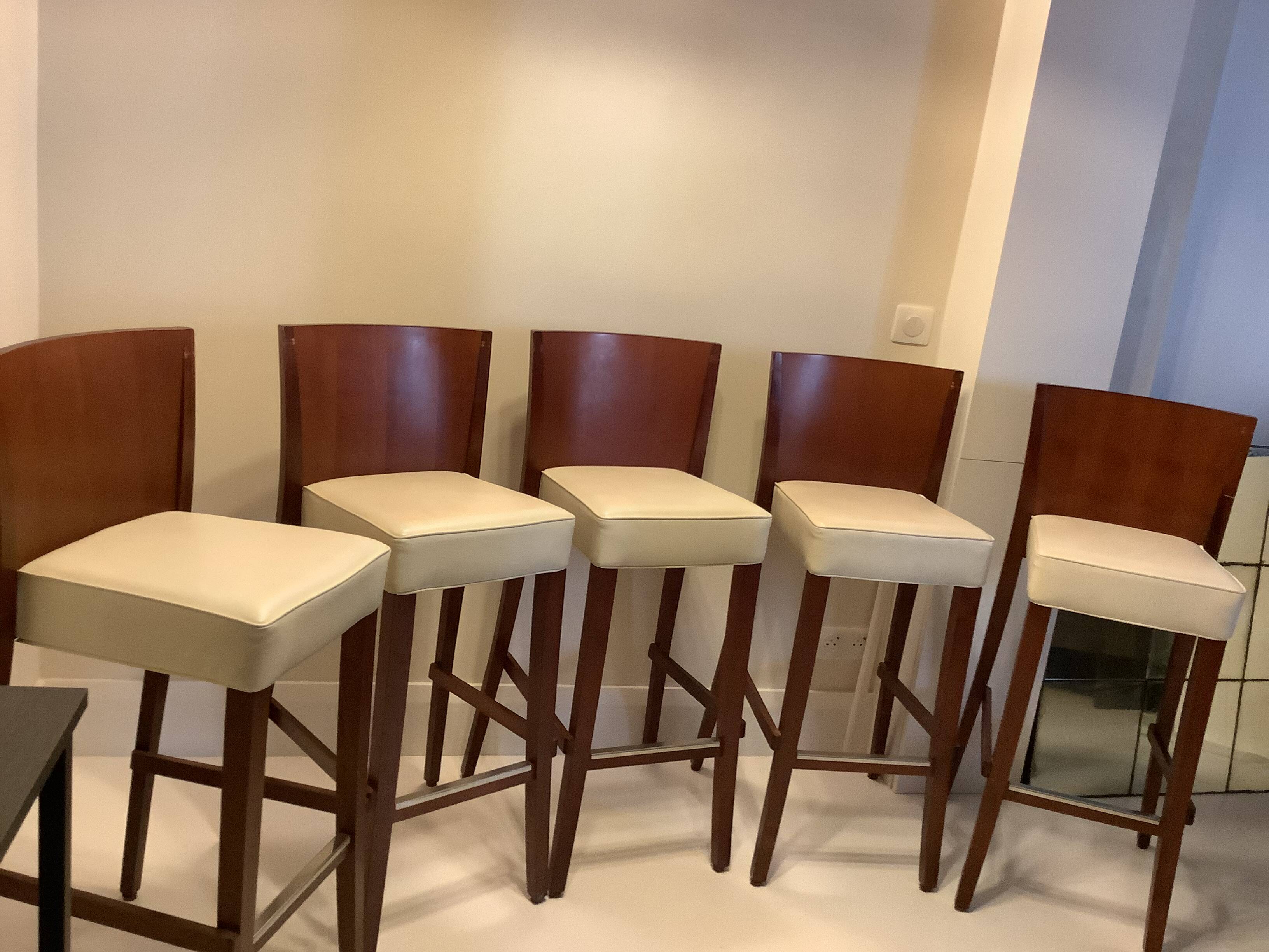 Table Haute Marbre Carrara + 5 Tabourets "Neoz" par Philippe Starck /Draide