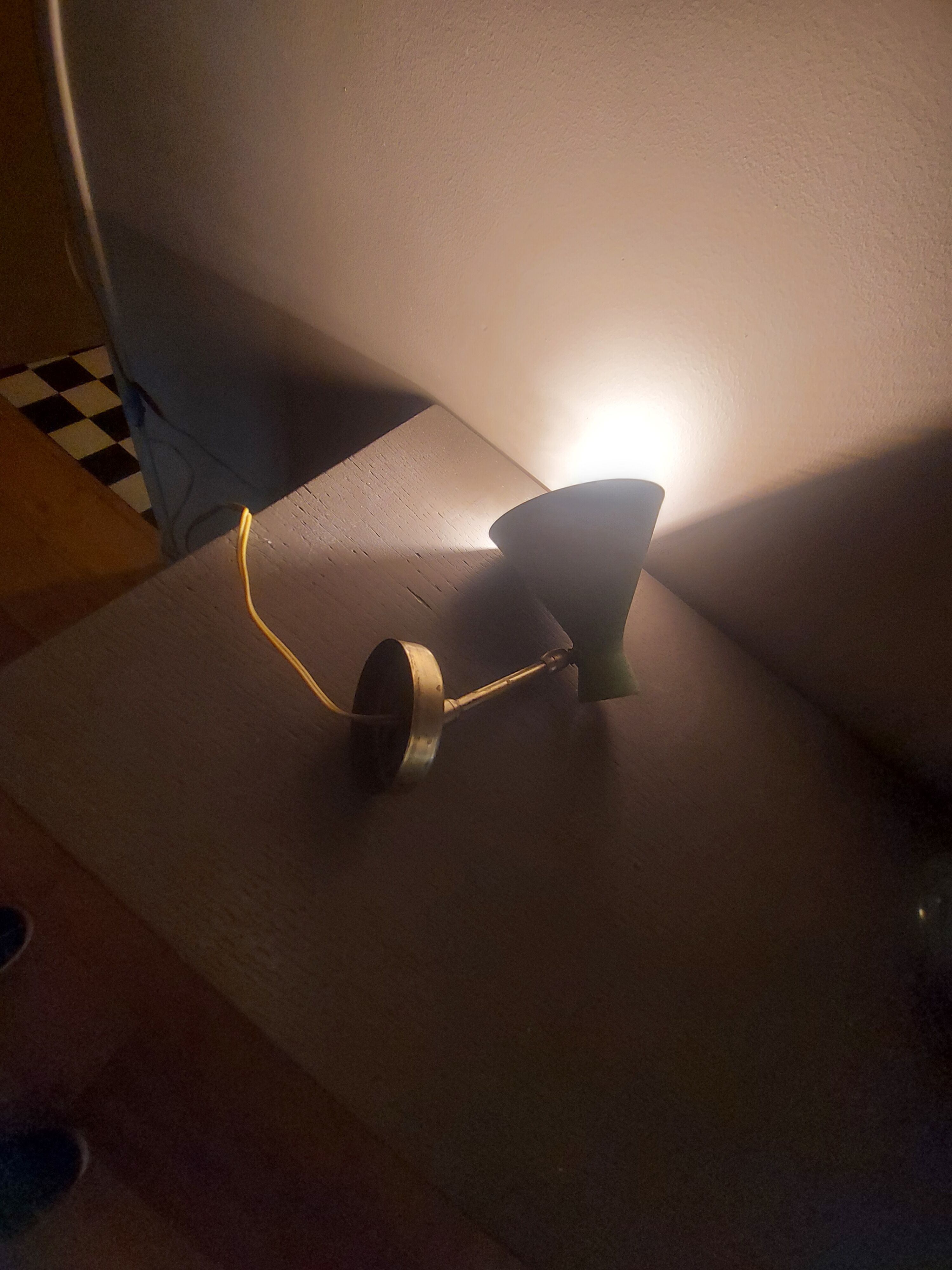 Wall lamp from the 60 diabolo