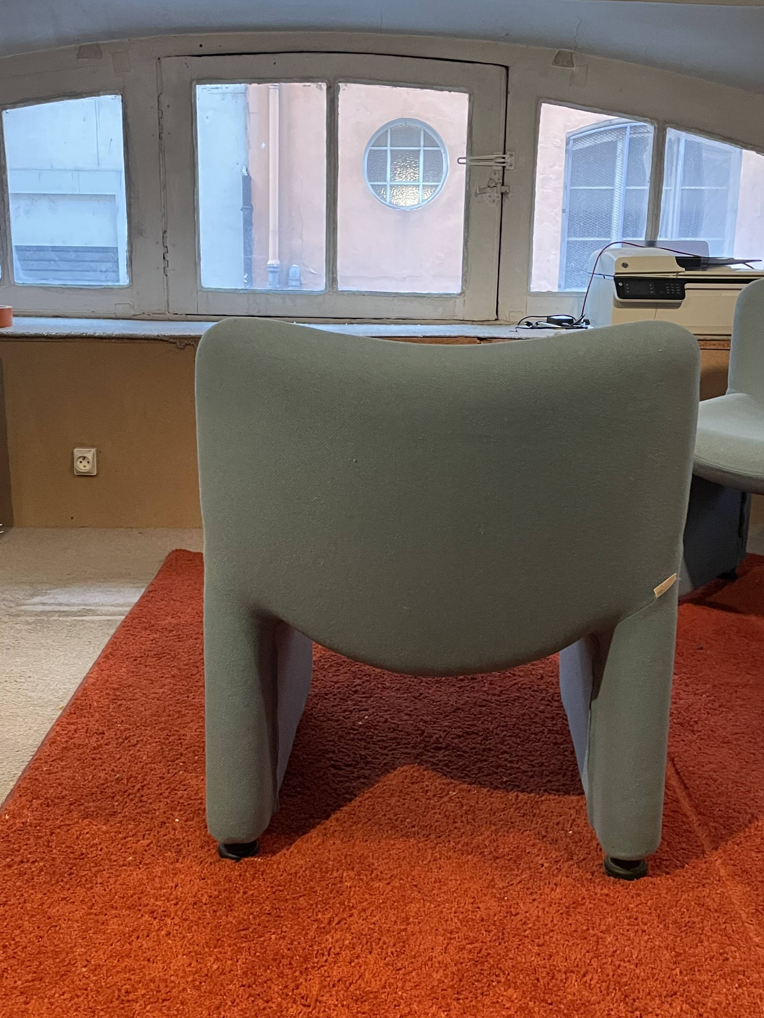 Pair of armchairs, Arfa edition