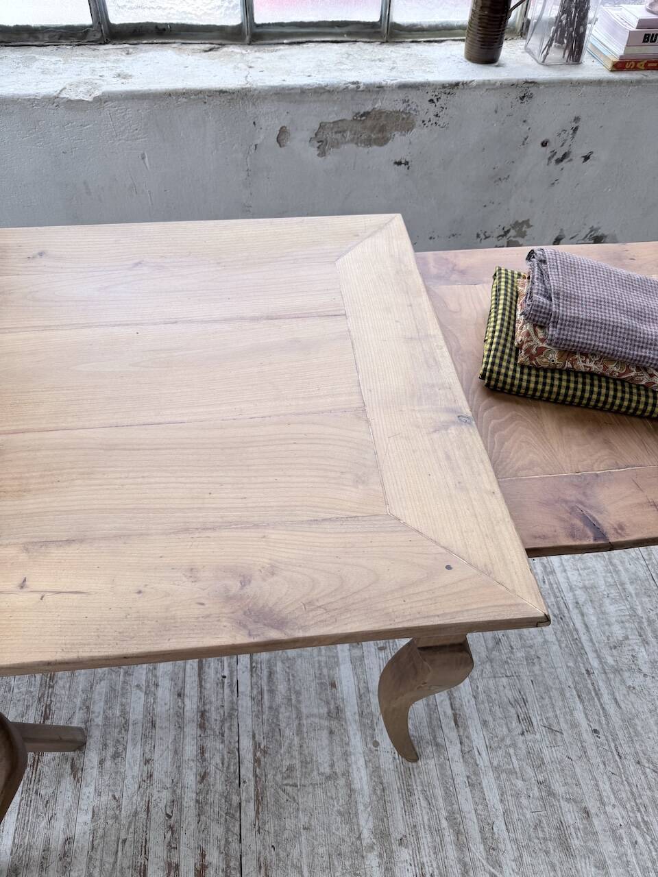 Farm table cherry wood with curved legs, 19th century.