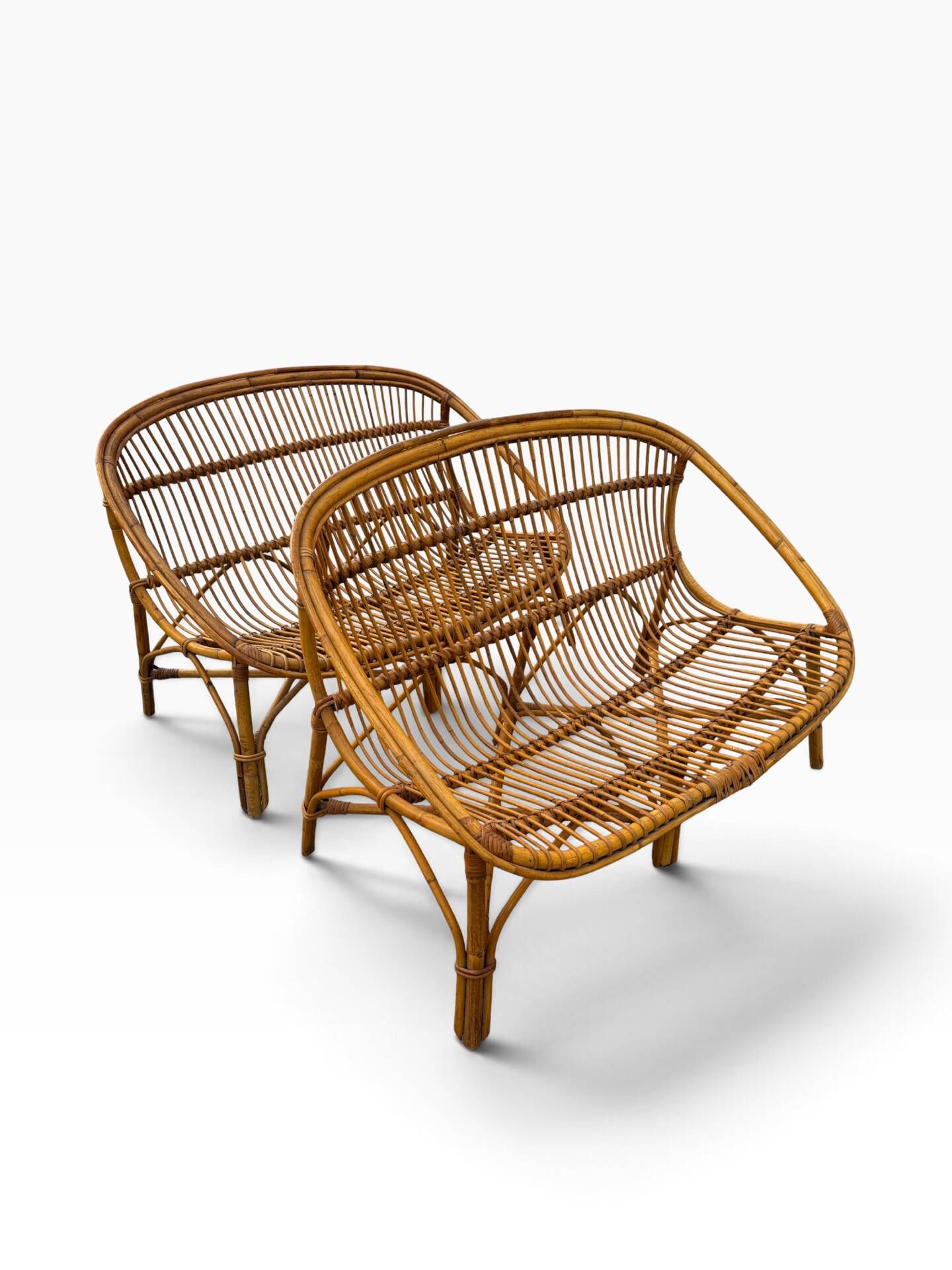 Pair of sofas in the Franco Albini style from the 1960s Italy.