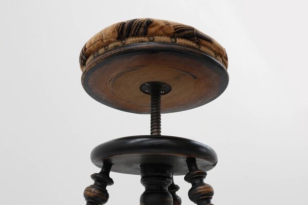 Tabouret de piano réglable Art Déco avec revêtement d'origine, France années 1920