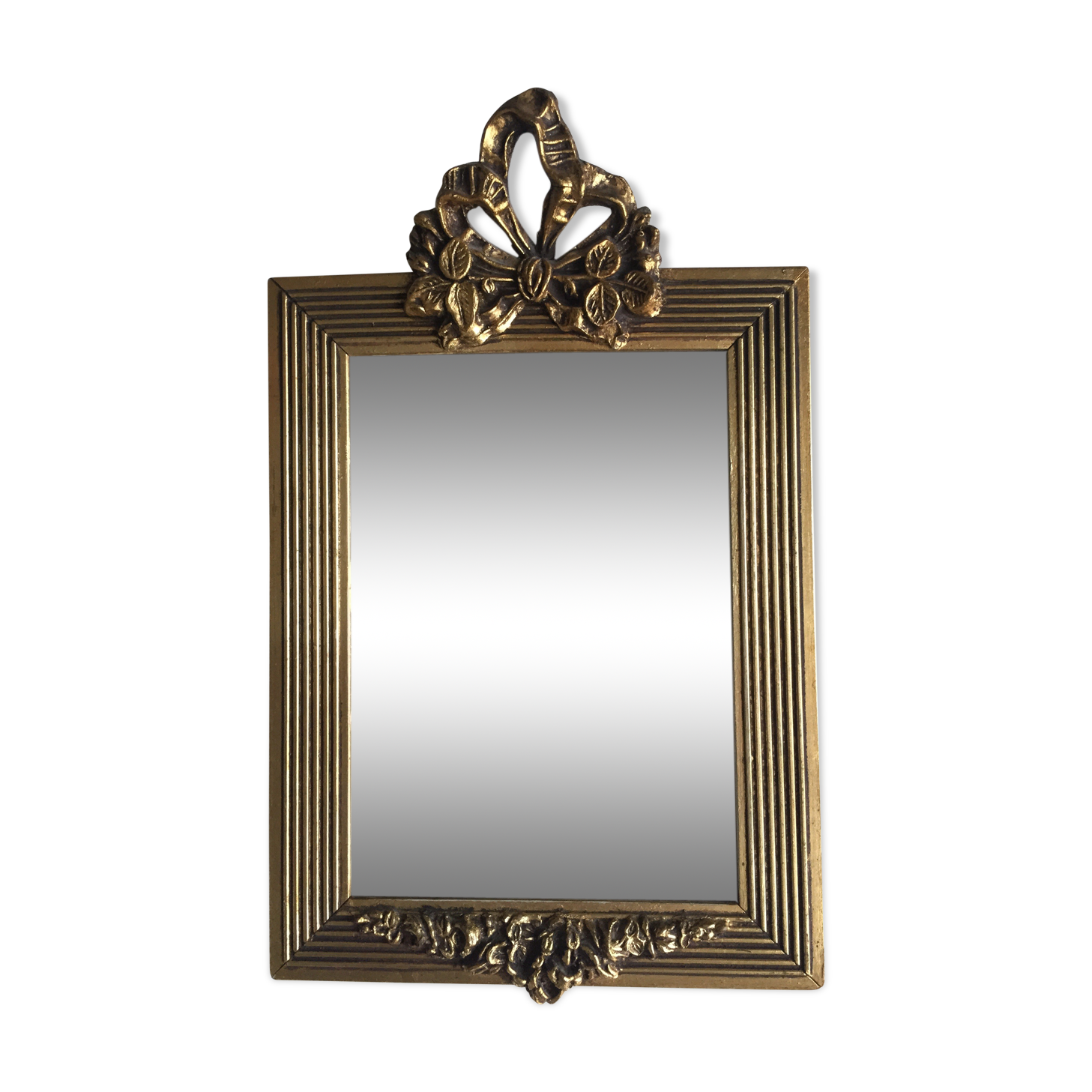 Small gilded wooden mirror 20x32cm