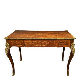Louis XV style flat desk in marquetry - 20th century work