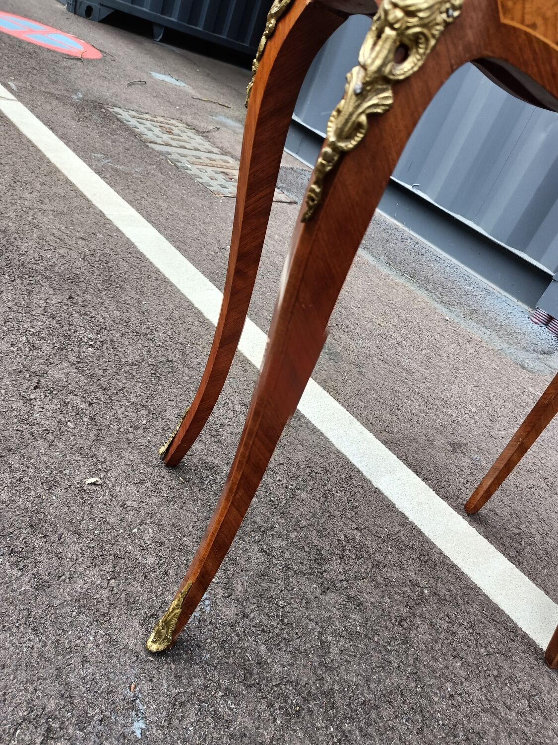 Table marqueterie ancienne style Louis XV