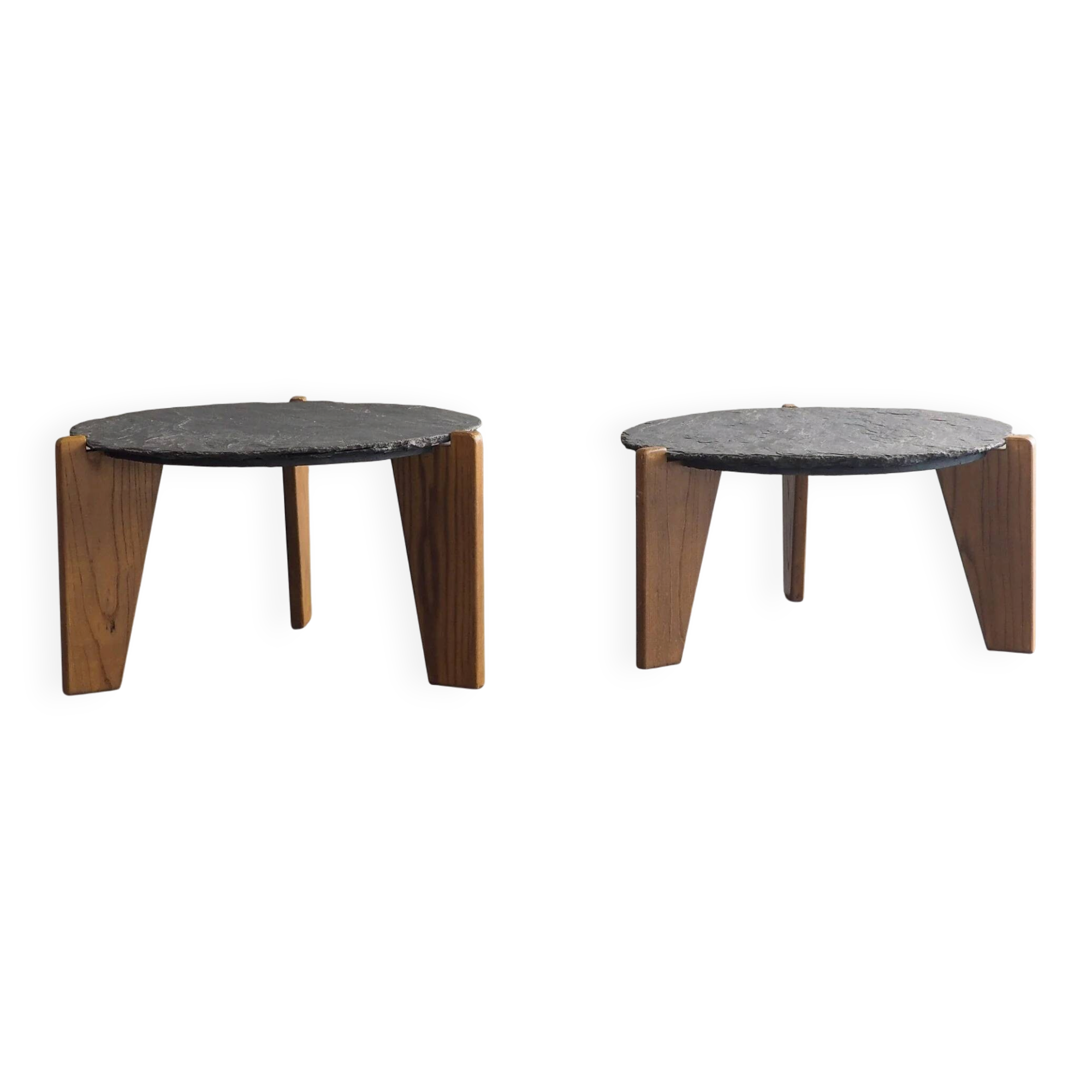 2 tables d'appoint en ardoise et bois de pin de style brutaliste
