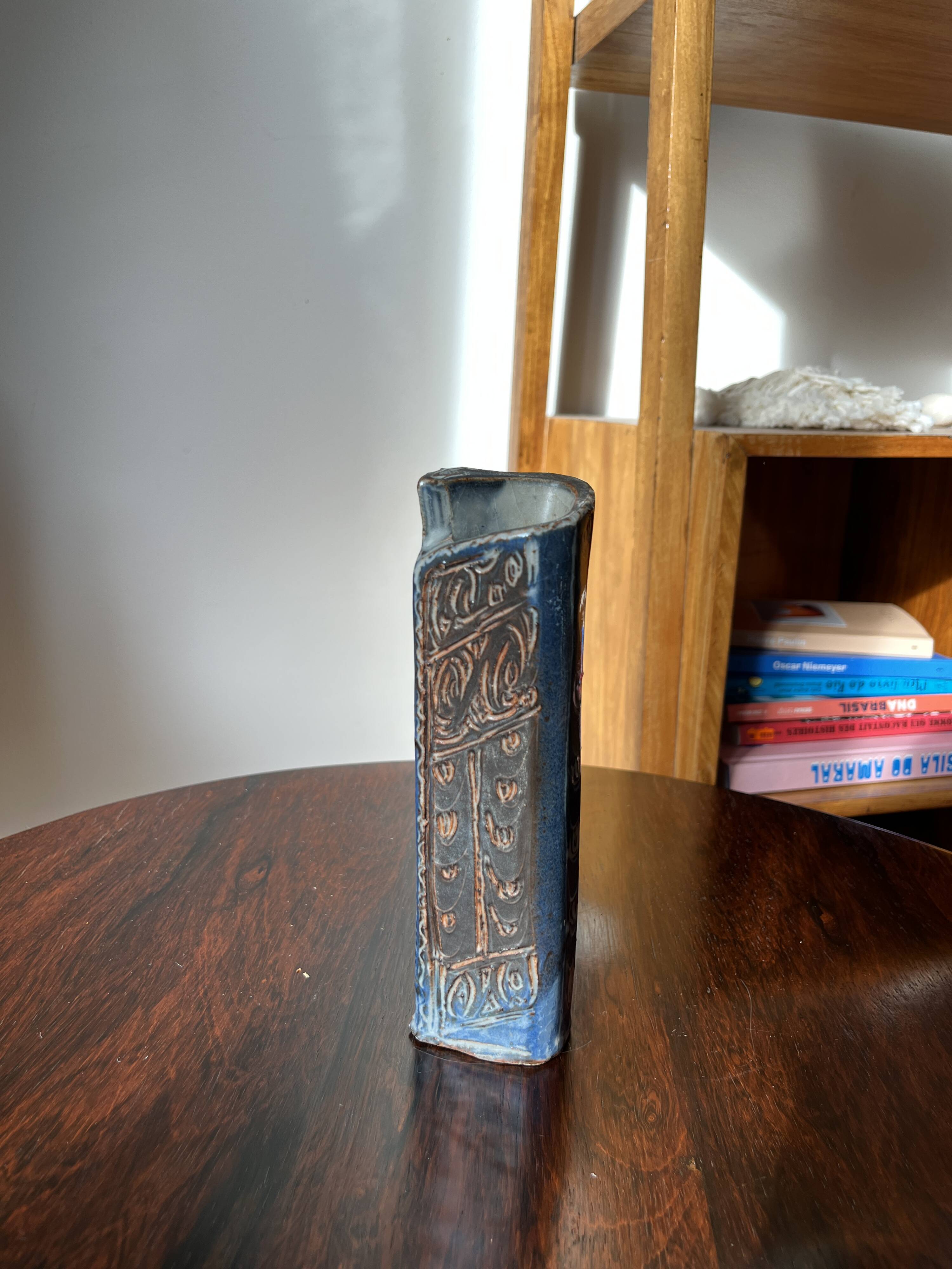 Scandinavian vase in the style of Gunnar Nylund