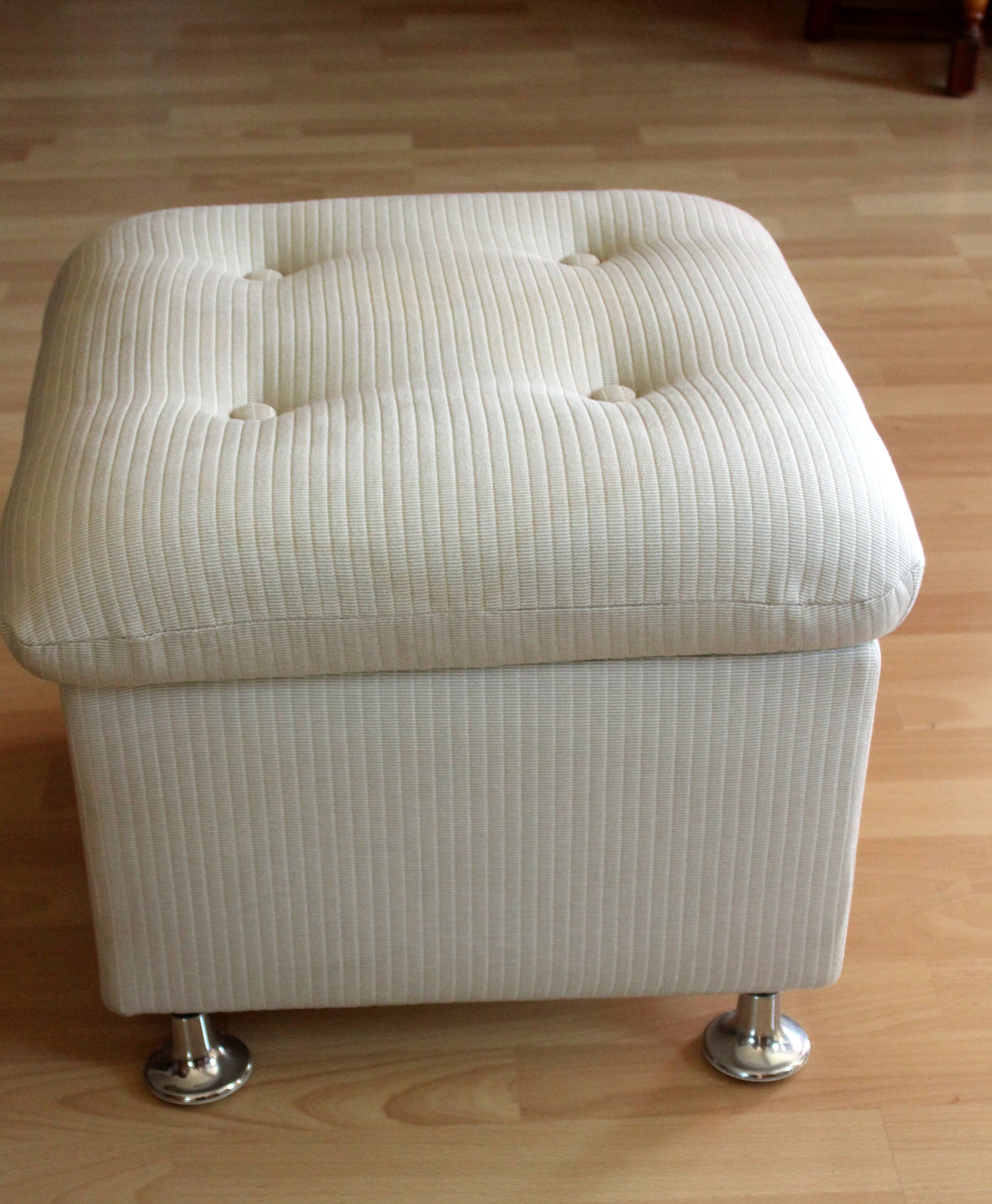 1970s bedroom stool, laundry chest, made of fabric, metal and plastic, vintage