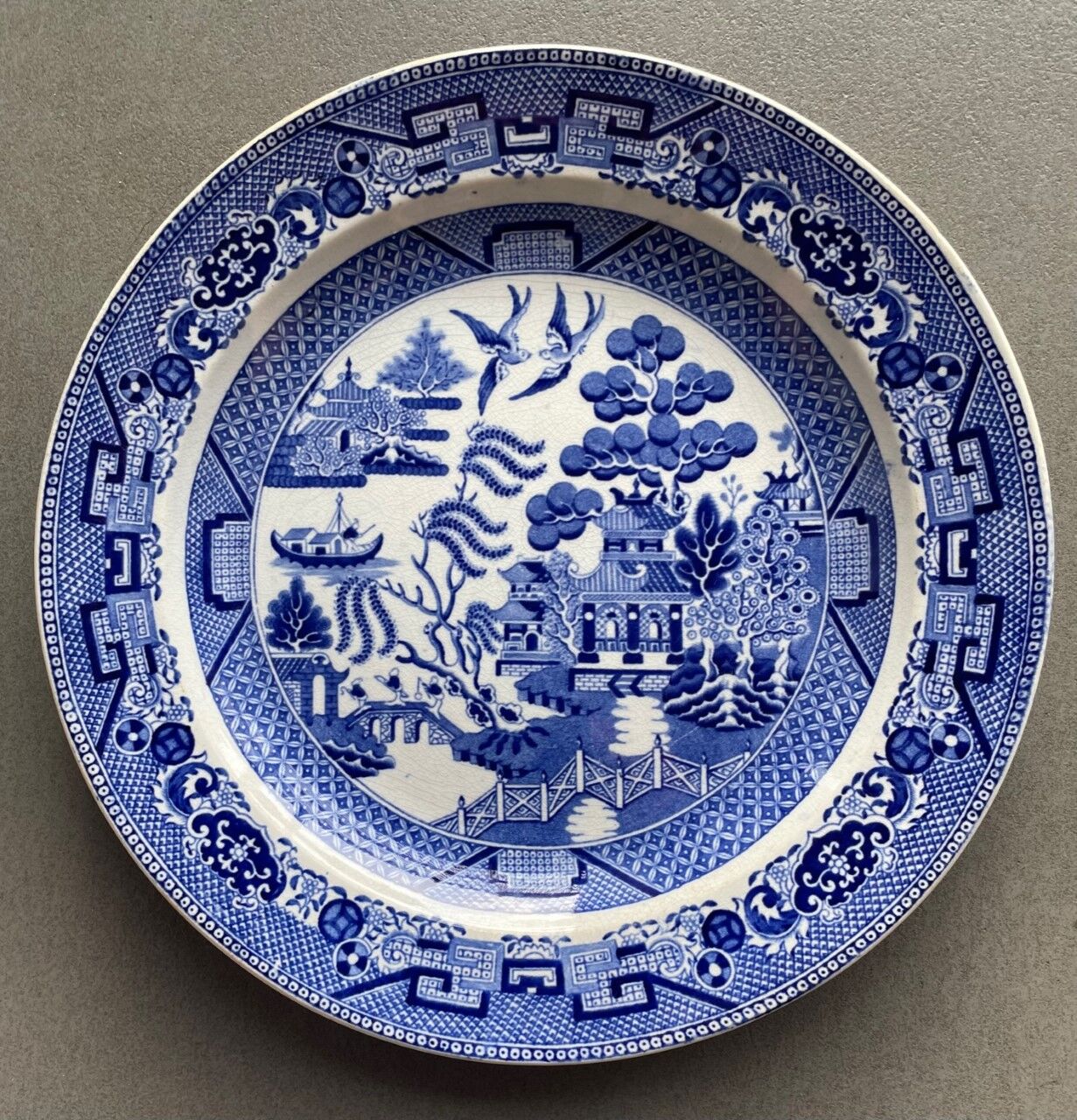 Justified plate China "Old Willow"