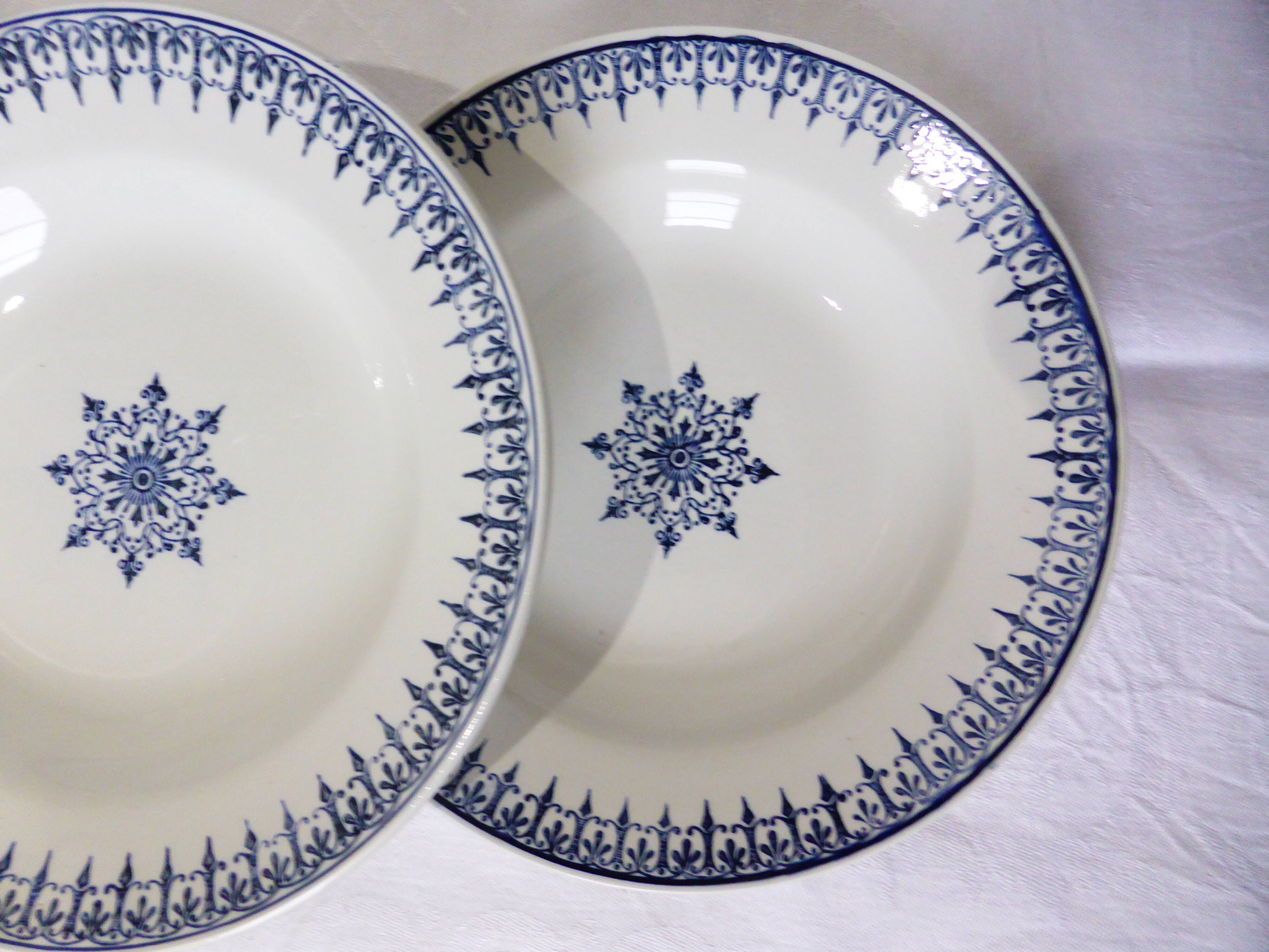 3 vintage soup plates from St Amand, Primax model 211255