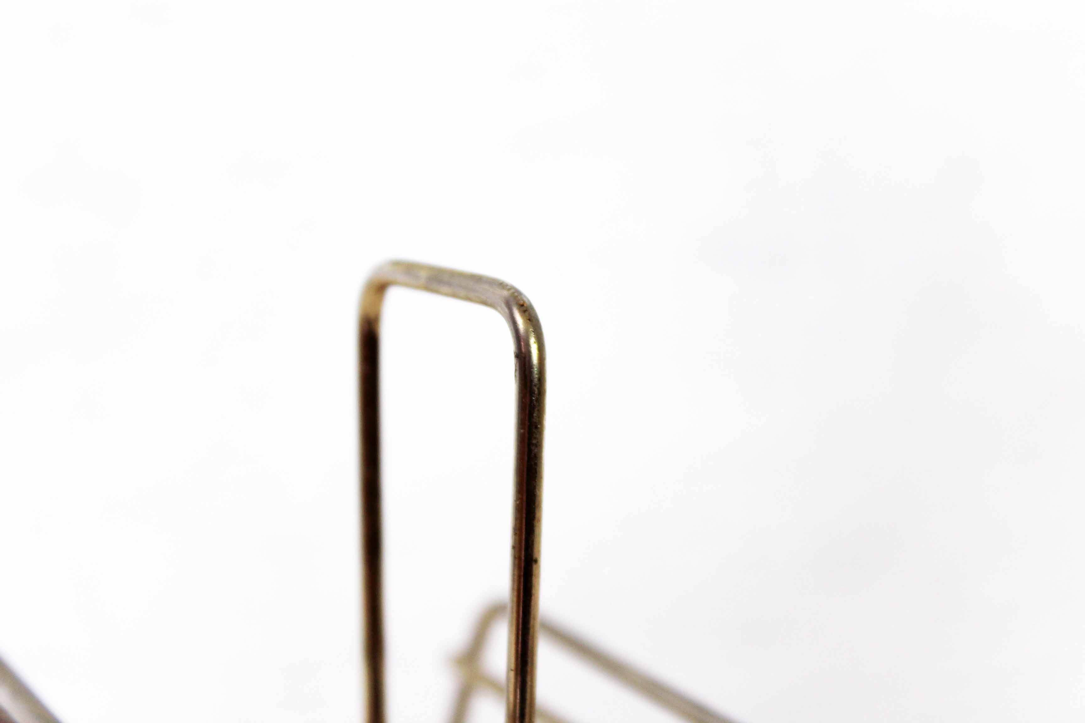 Porte lettres vintage en métal doré et vinyle