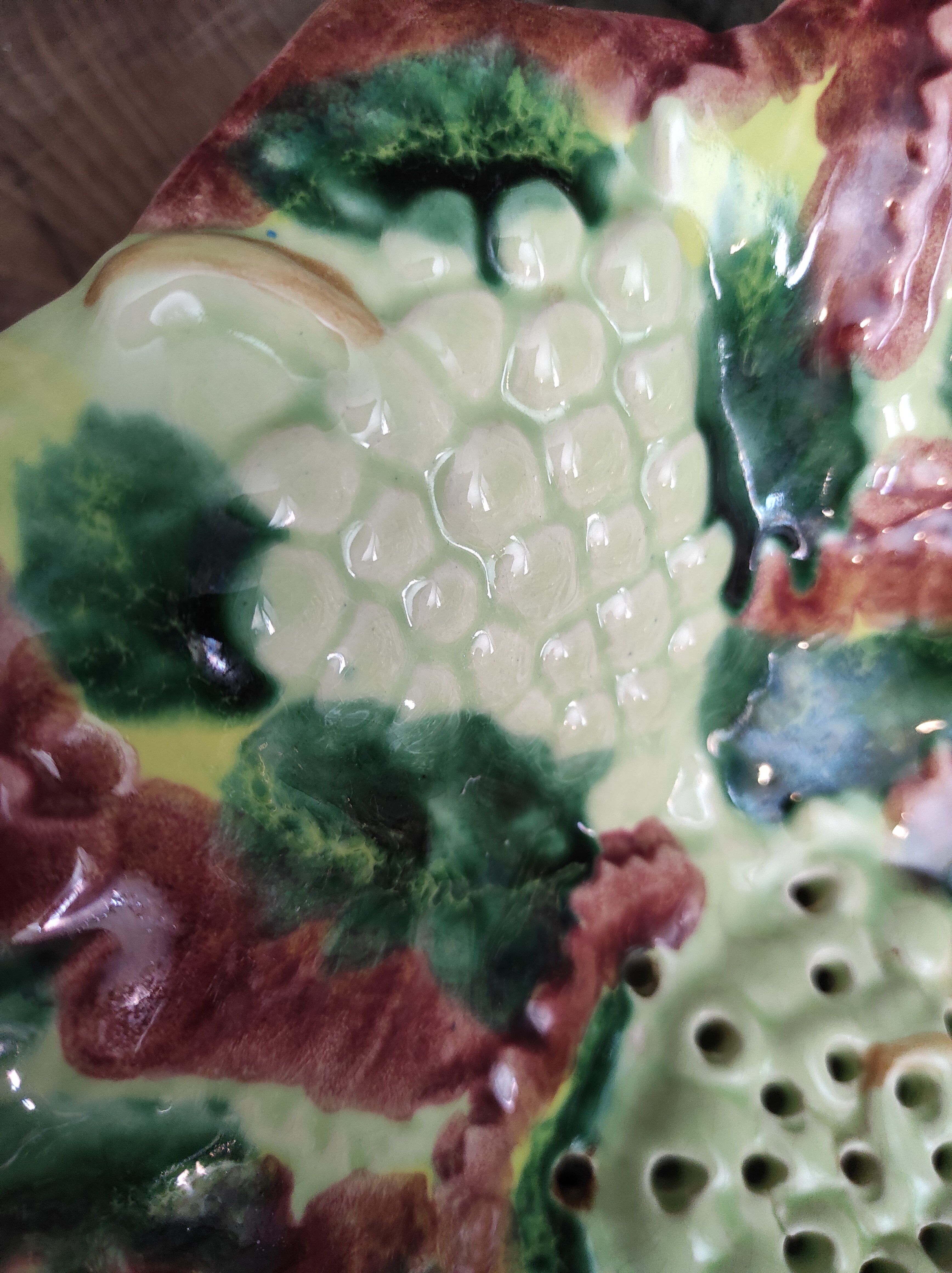 Vintage french majolica serving bowl for grapes