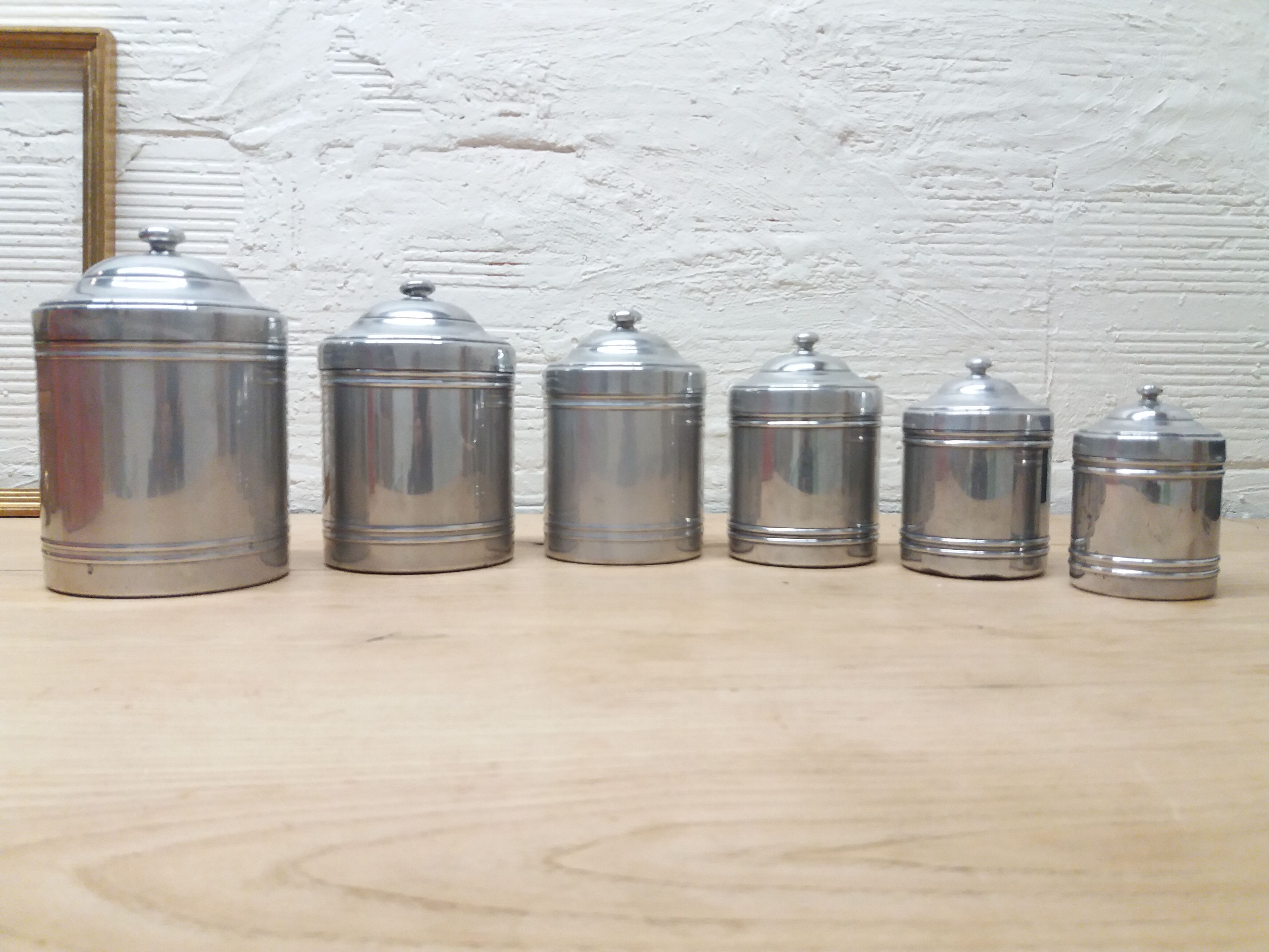 Series 6 aluminium spice jars