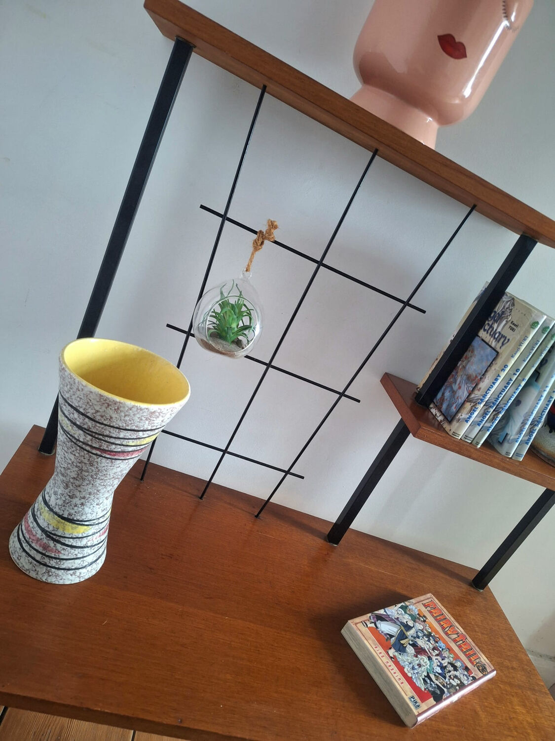 Meuble d’appoint vintage, porte-plantes