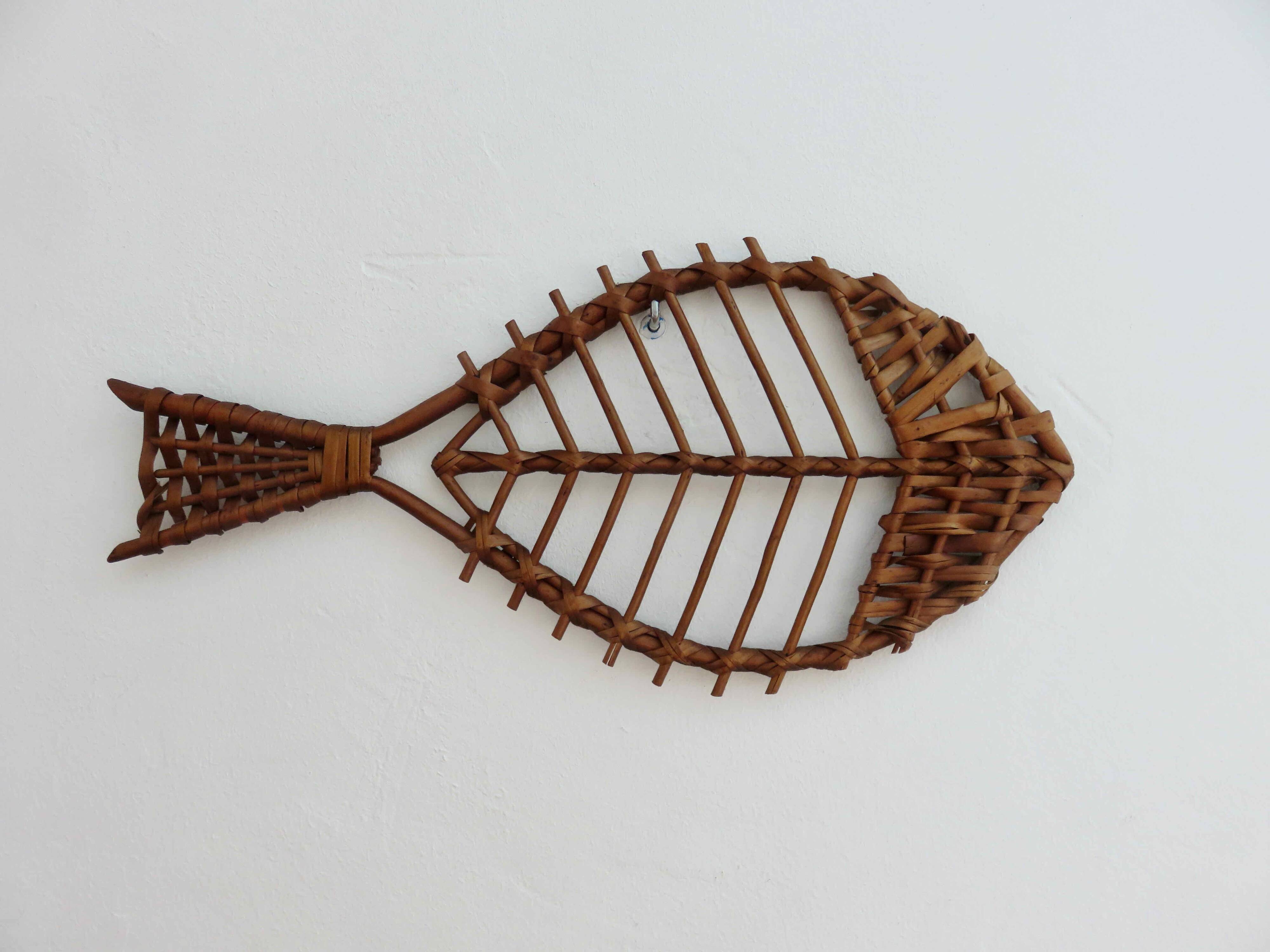 Wall rattan fish