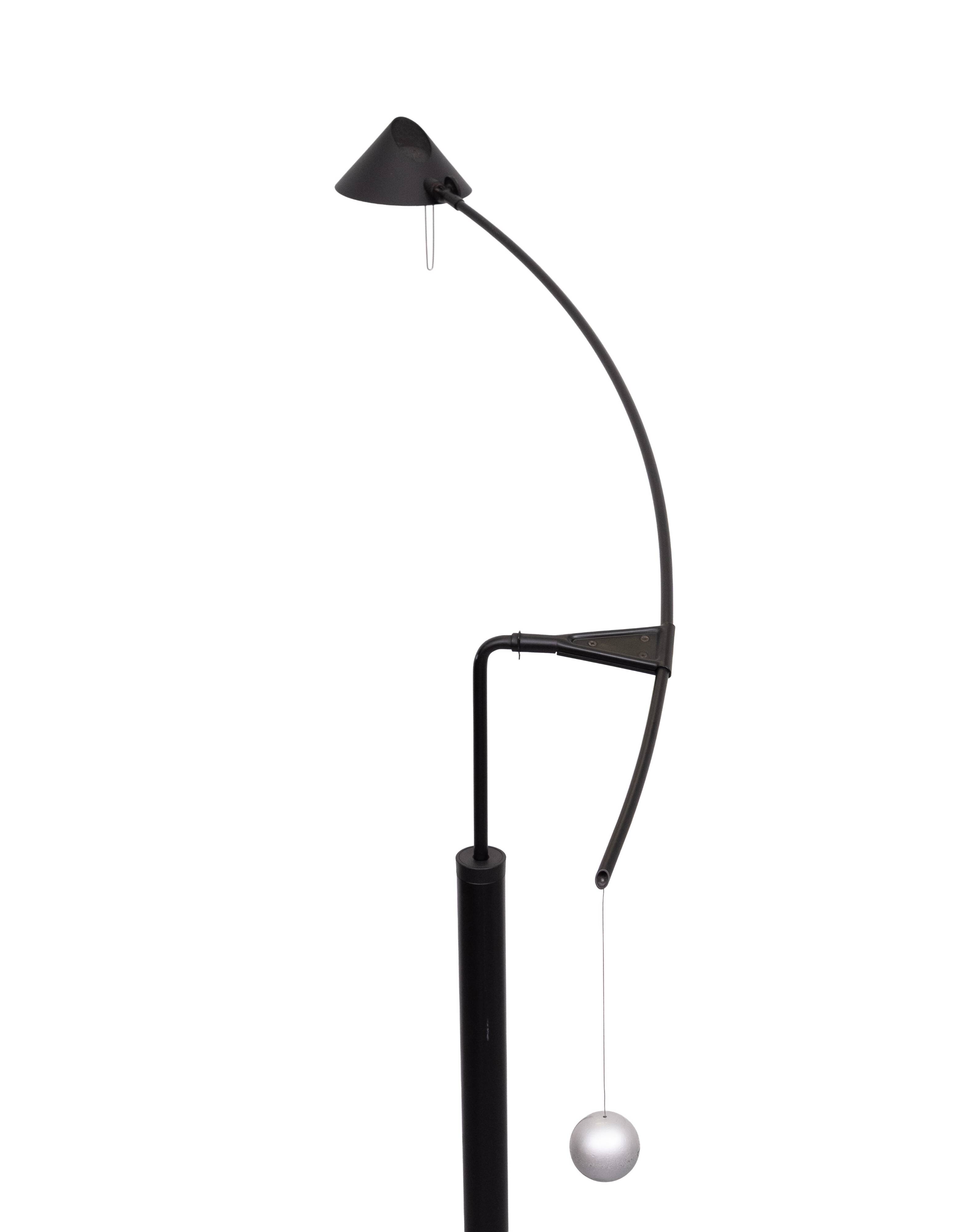 Lampadaire Artemide Nestore Terra par Carlo Forcolini années 1980 Italie