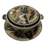 Ceramic plate and tureen
