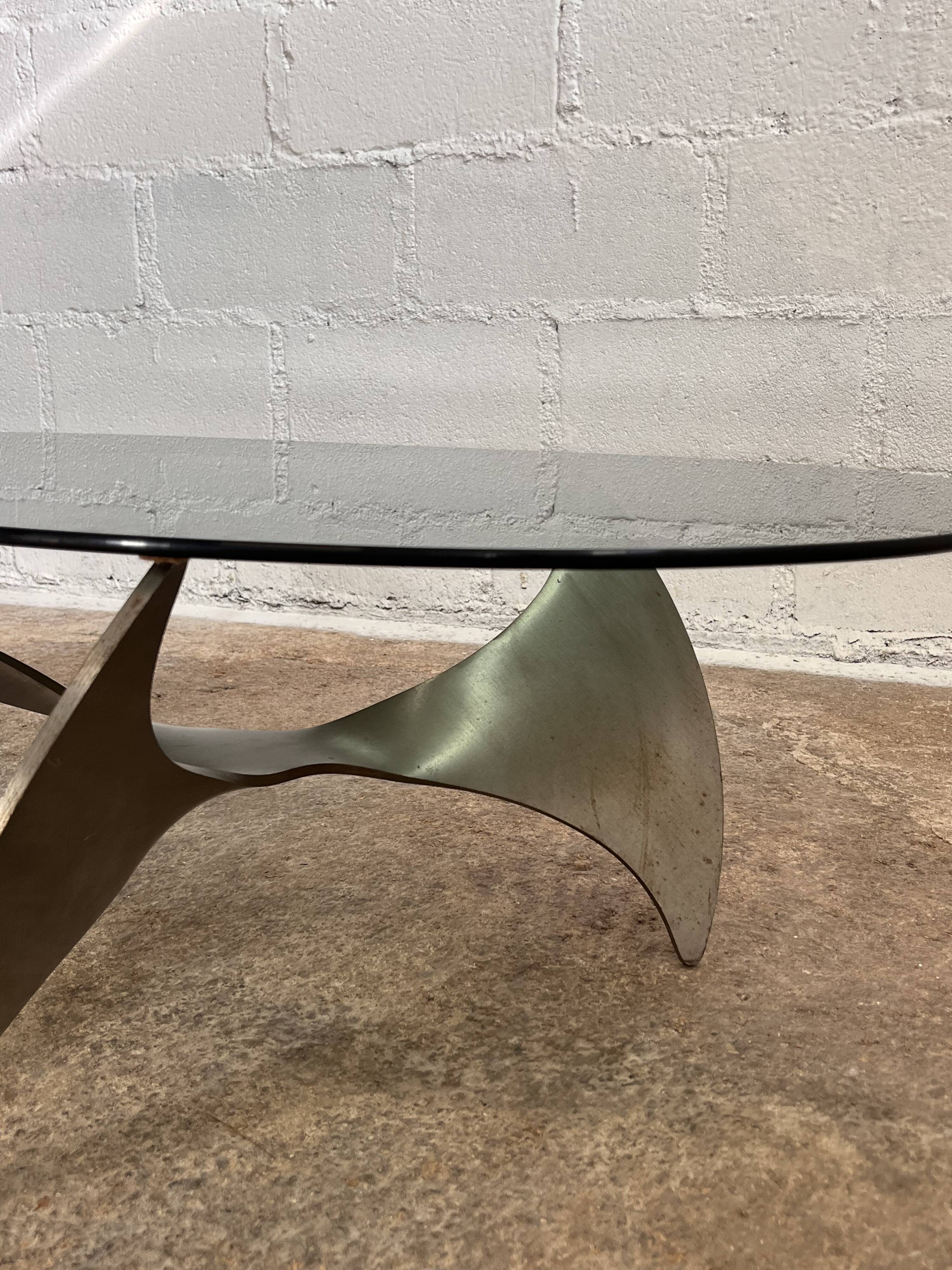 Propeller coffee table Knut HESTERBERG