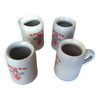 4 mugs of beer