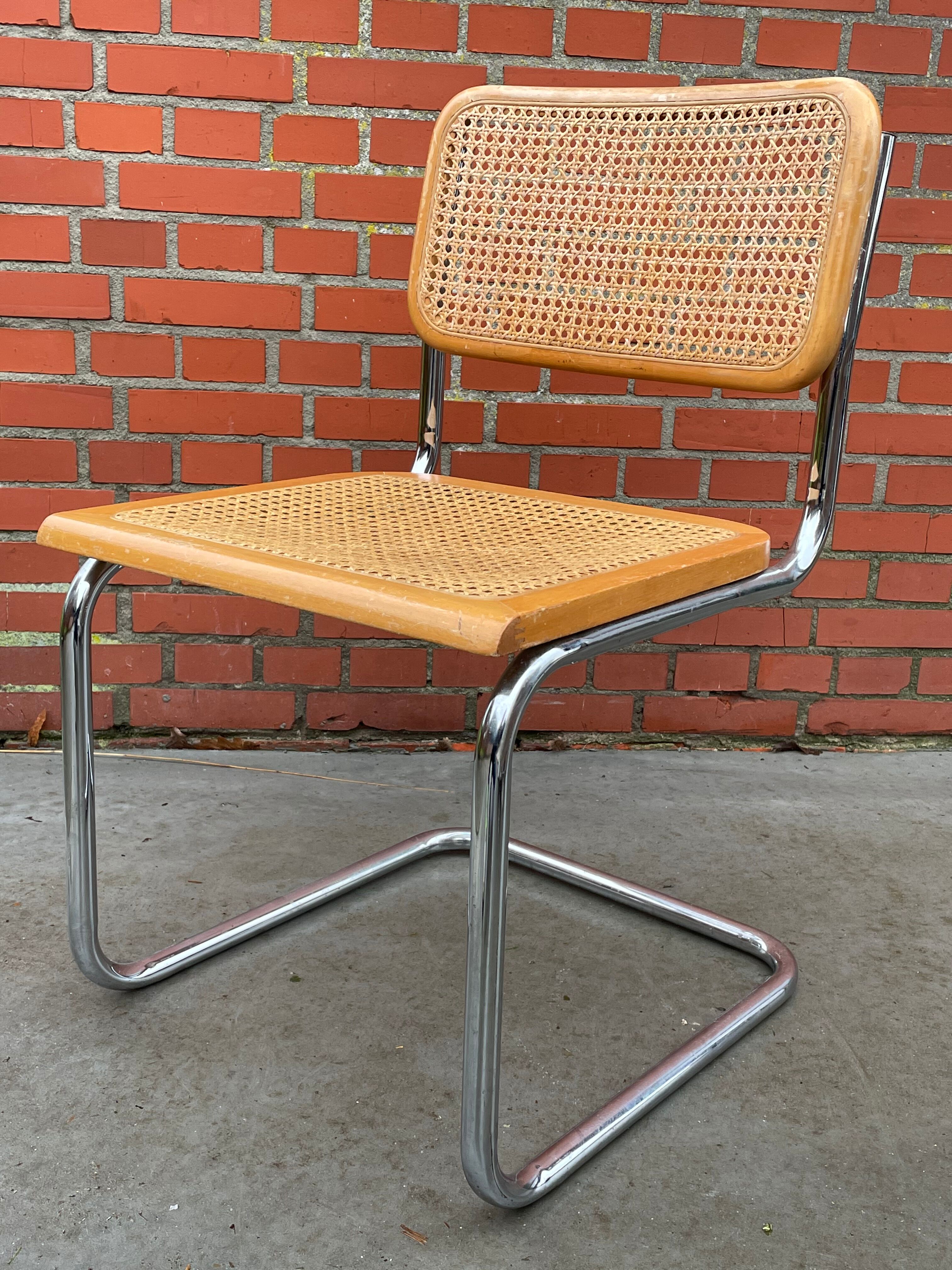 Cesca design chair b32 model