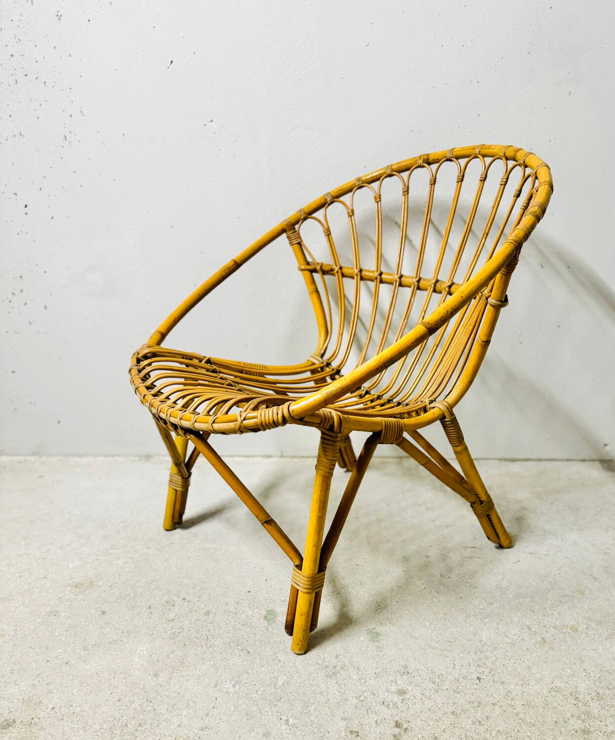Adult basket armchair in vintage wicker rattan 1960s