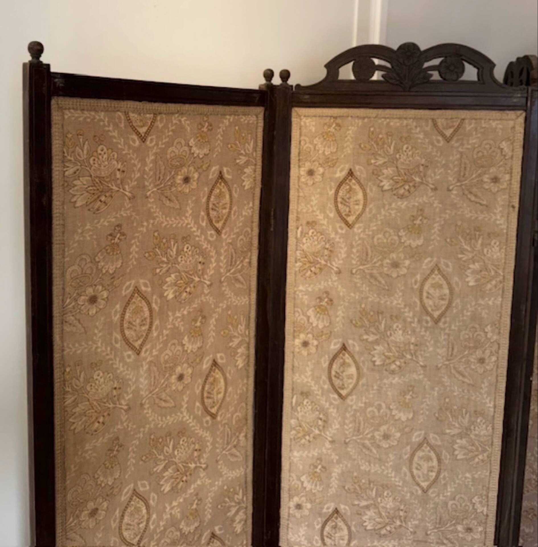 Large antique screen (late 19th/early 20th century). 5 panels.