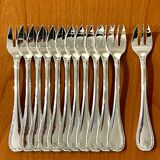 Christofle Malmaison 12 oyster forks, new condition
