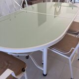 Hugonet table and chair set