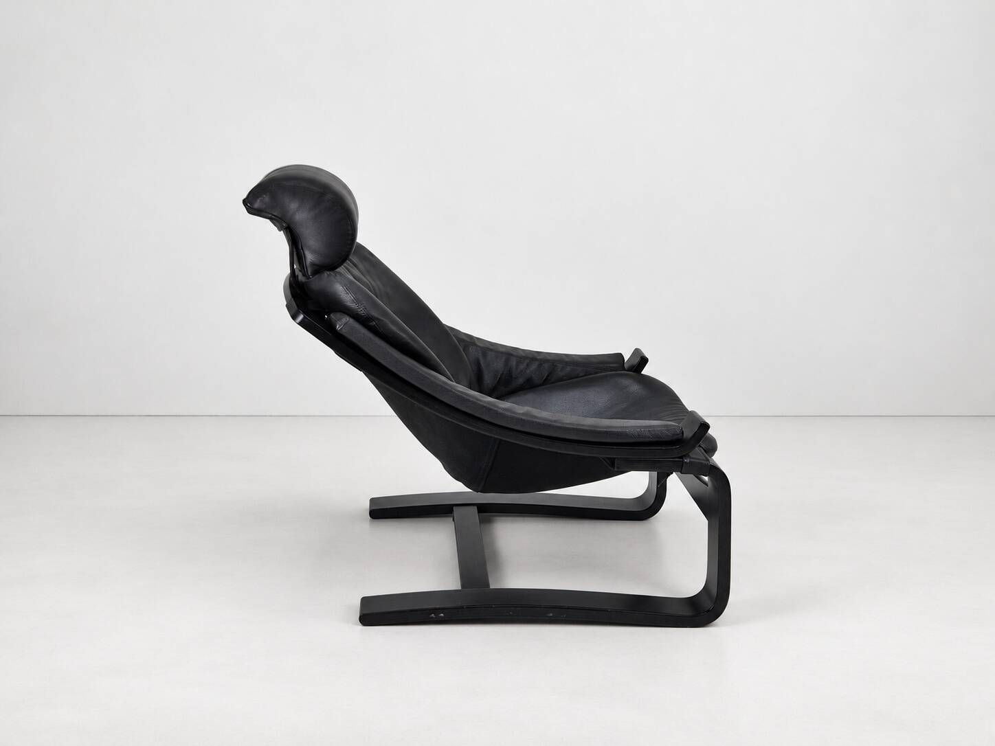 Kroken Armchair in Black Leather by Ake Fribytter for Roche Bobois