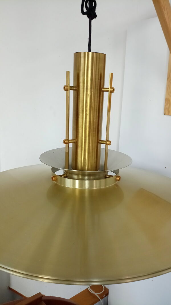 Suspension de T H Valentiner en laiton de 70 cm de diamètre