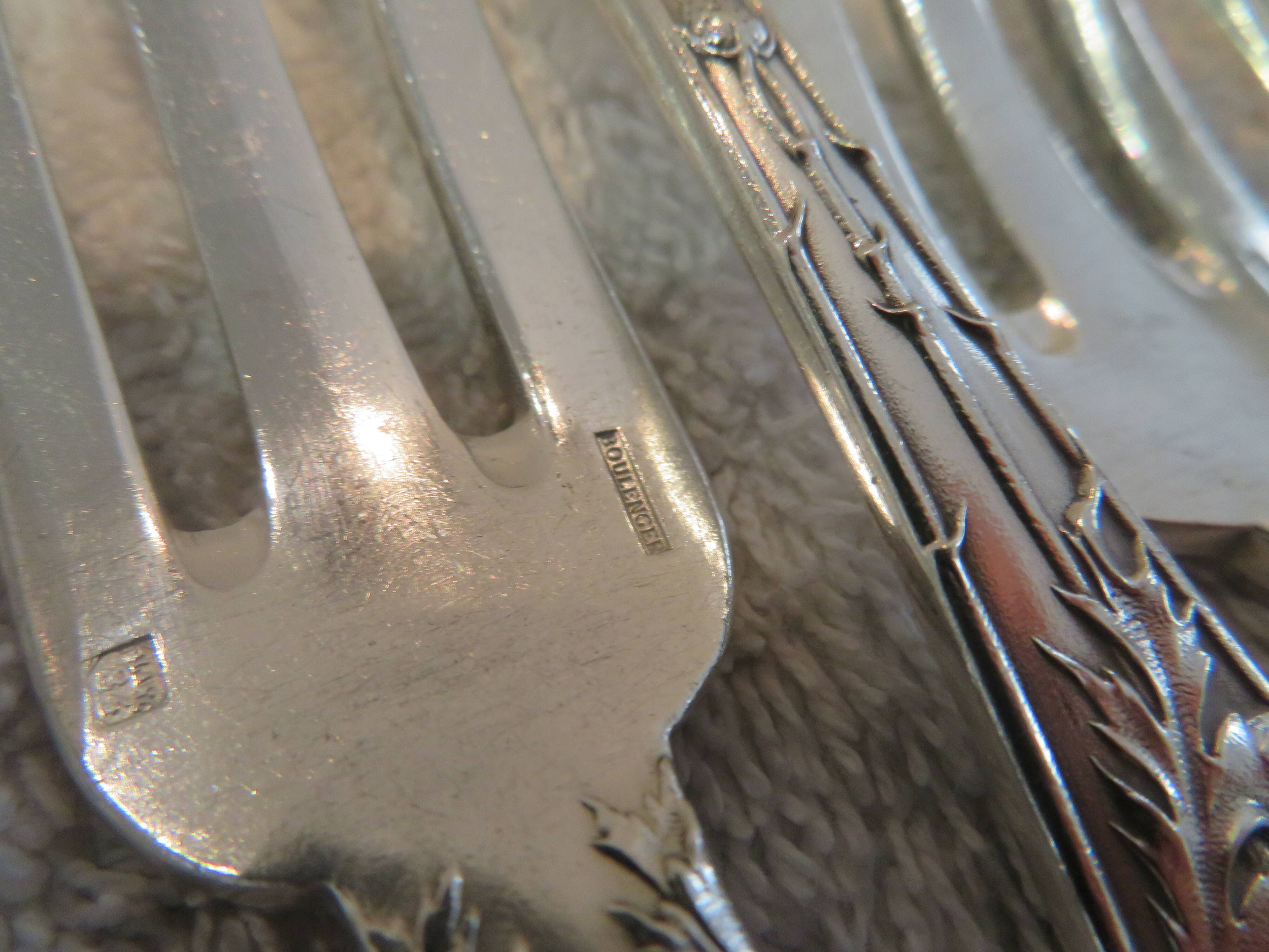 12 silver plated table forks by Boulenger, Art Nouveau Chardons