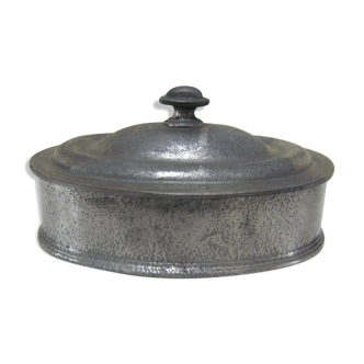 Oval tin box