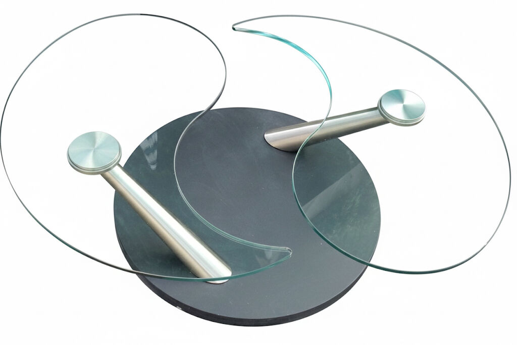 Ricochet coffee table by Arnaldo Gamba Rochebobois in very good condition.