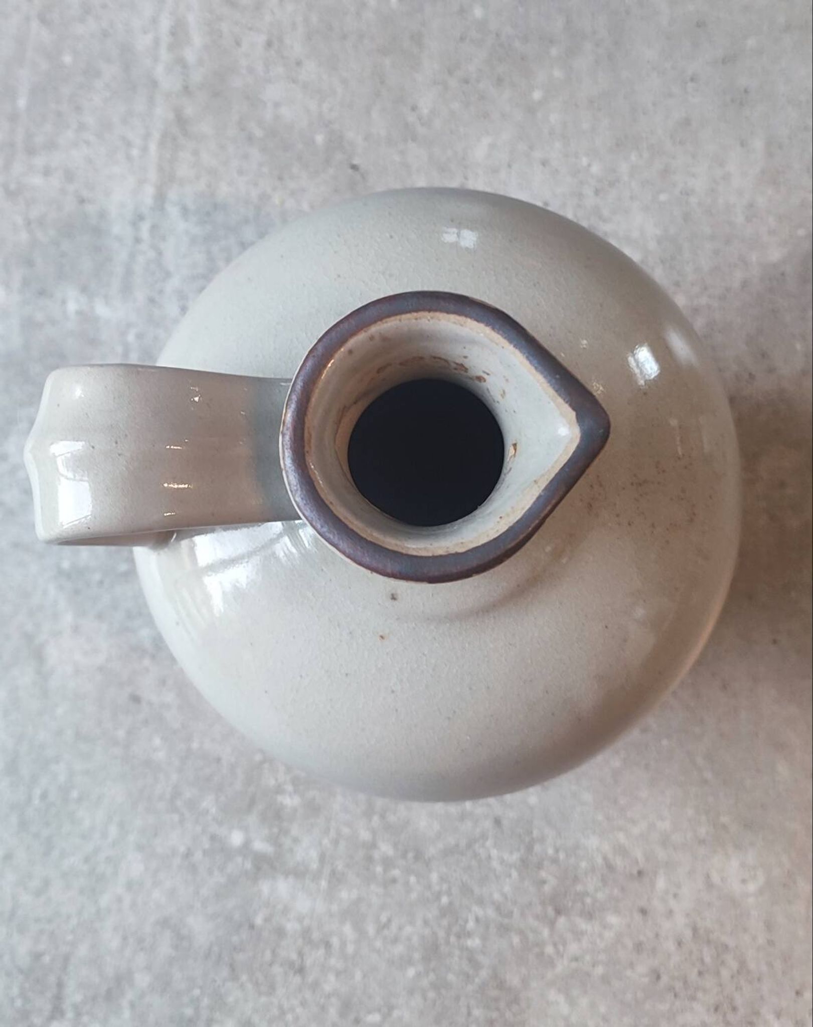 Old pitcher Sandstone from Arnon France