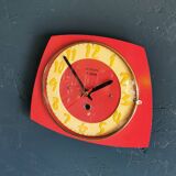 Vintage formica clock silent wall pendulum "Avron red yellow"